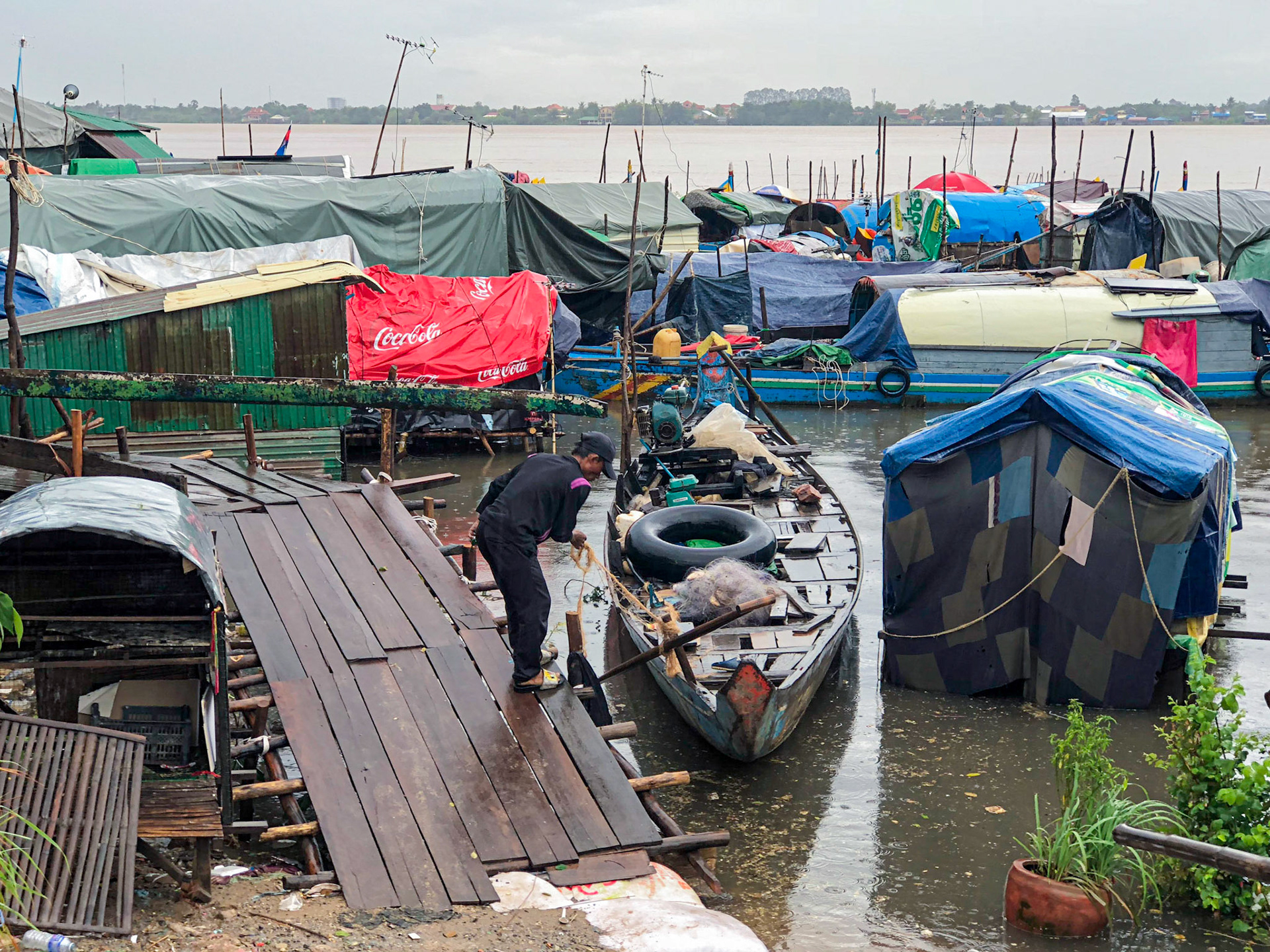 Floating Village I, Phnom Penh, Cambodia