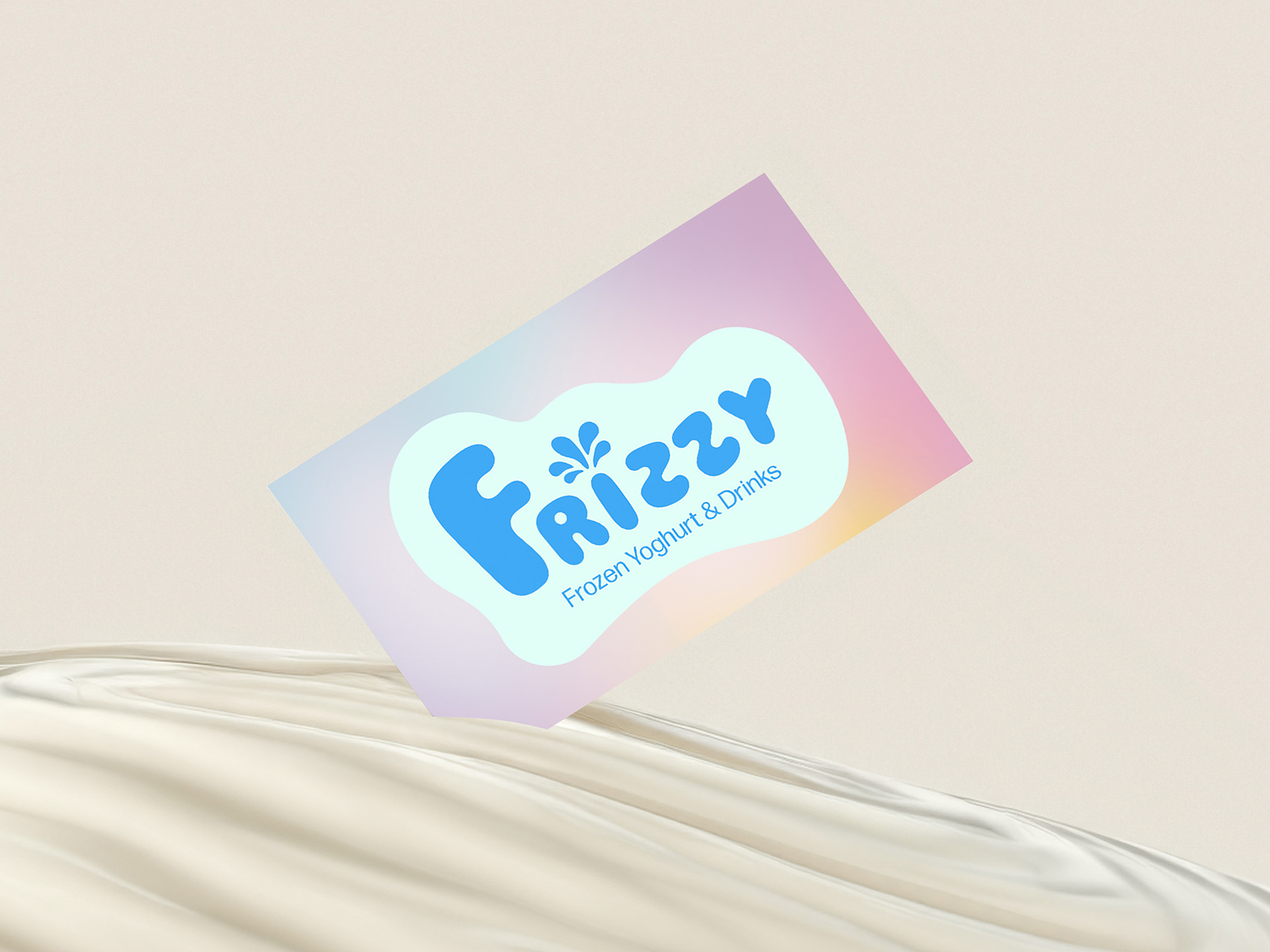 Bunte Visitenkarte von Frozen Yoghurt Frizzy, eingesteckt im Frozen Yoghurt.