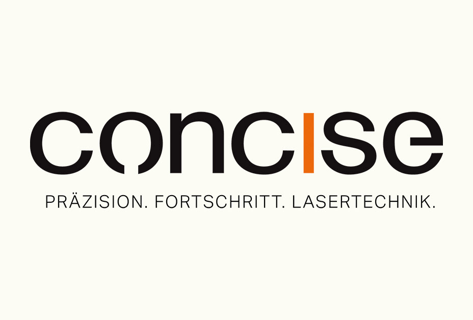 Logo: Wortmarke CONCISE Lasertechnik, reduziert und geometrisch in Schwarz mit orangefarbenem i als Fokus. Tagline: Präzision. Fortschritt. Lasertechnik.