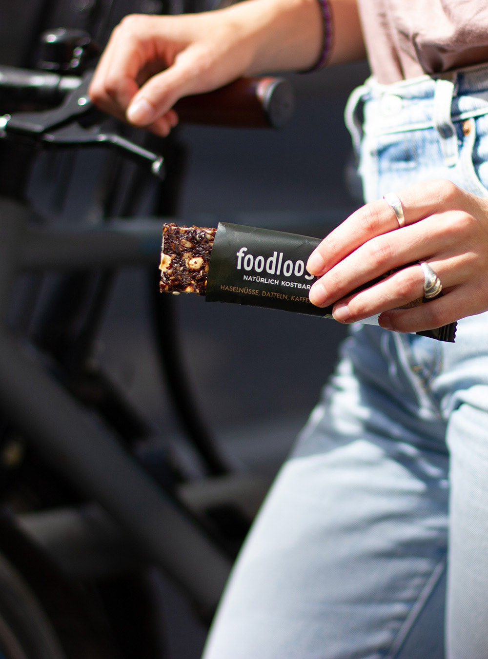 FOODLOOSE COFFEE DATE NUSSRIEGEL | PRODUKTFOTOGRAFIE