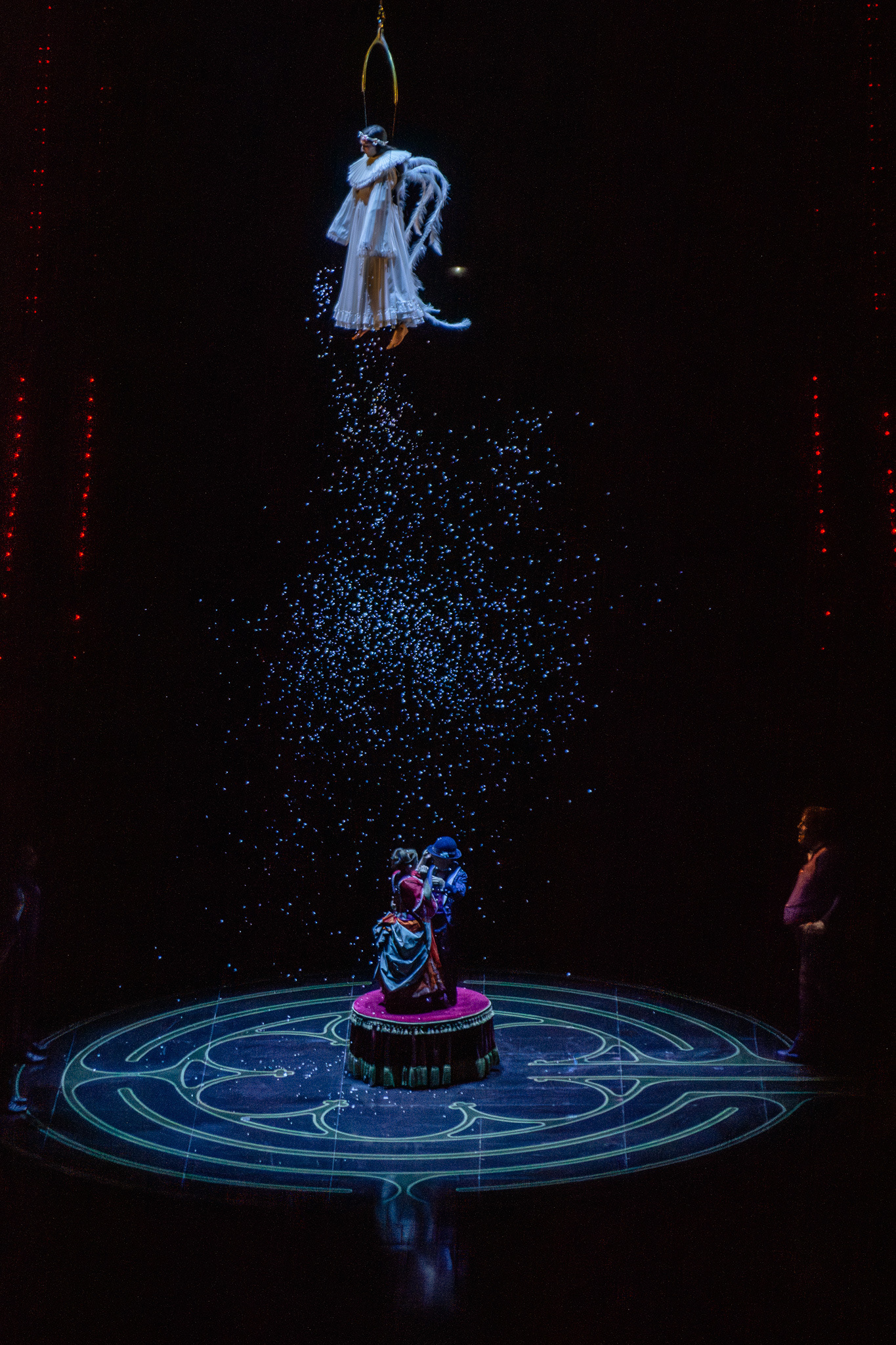 Cirque Du Soleil - Corteo