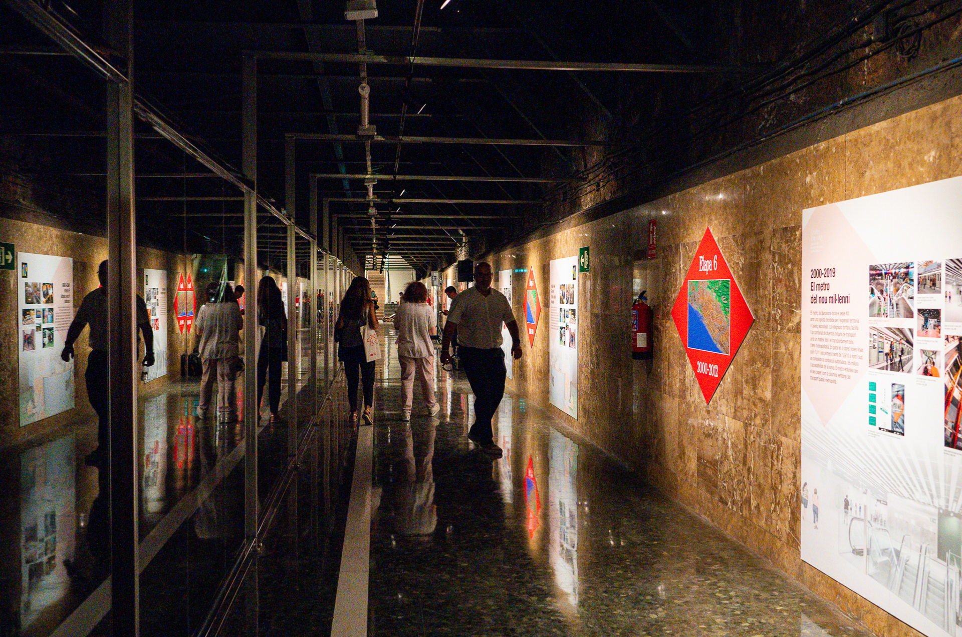 Estació "fantasma" Gaudí - Ona de Sants