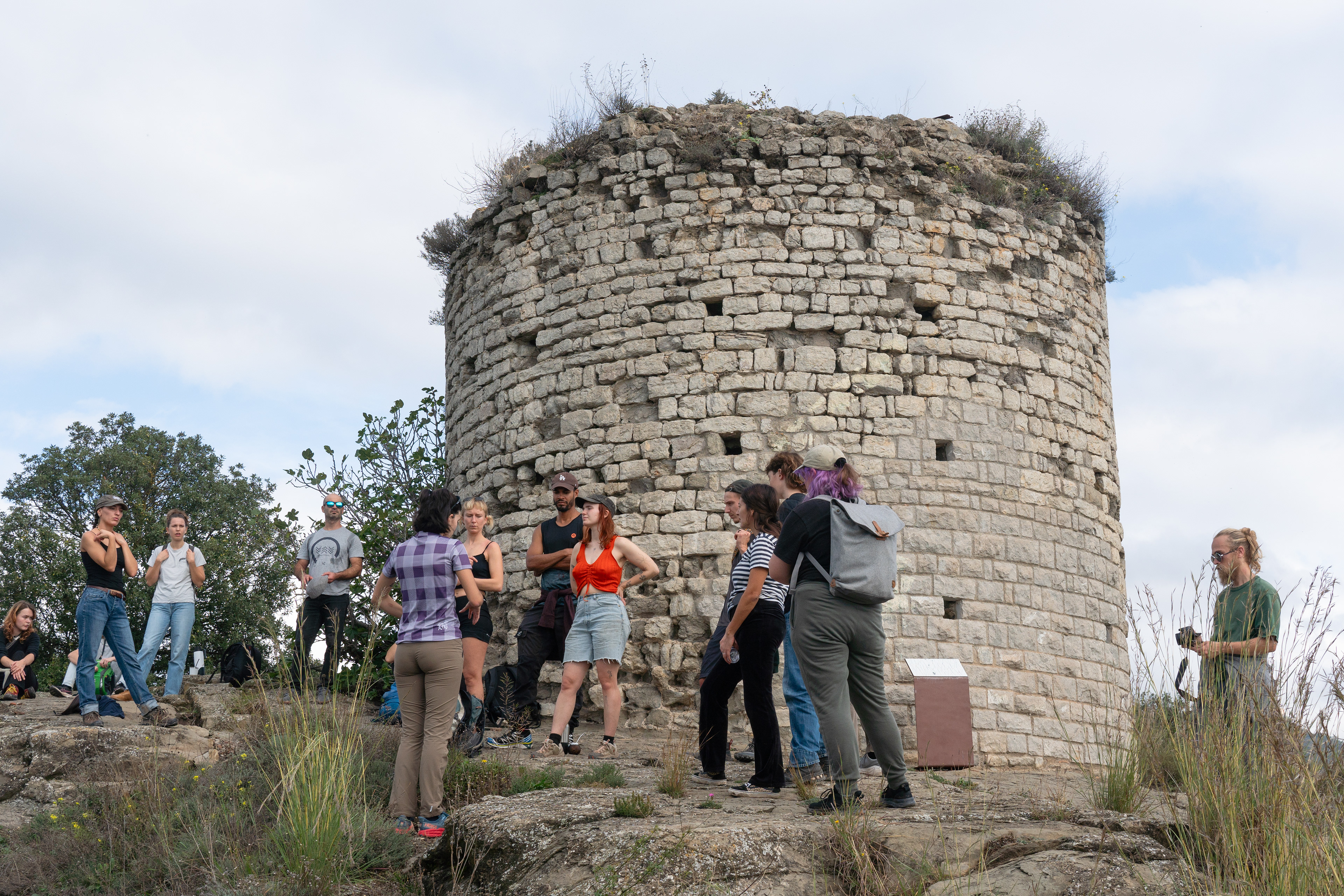 Visita i Ruta al Castell de Torelló amb CASTELLVILAR
