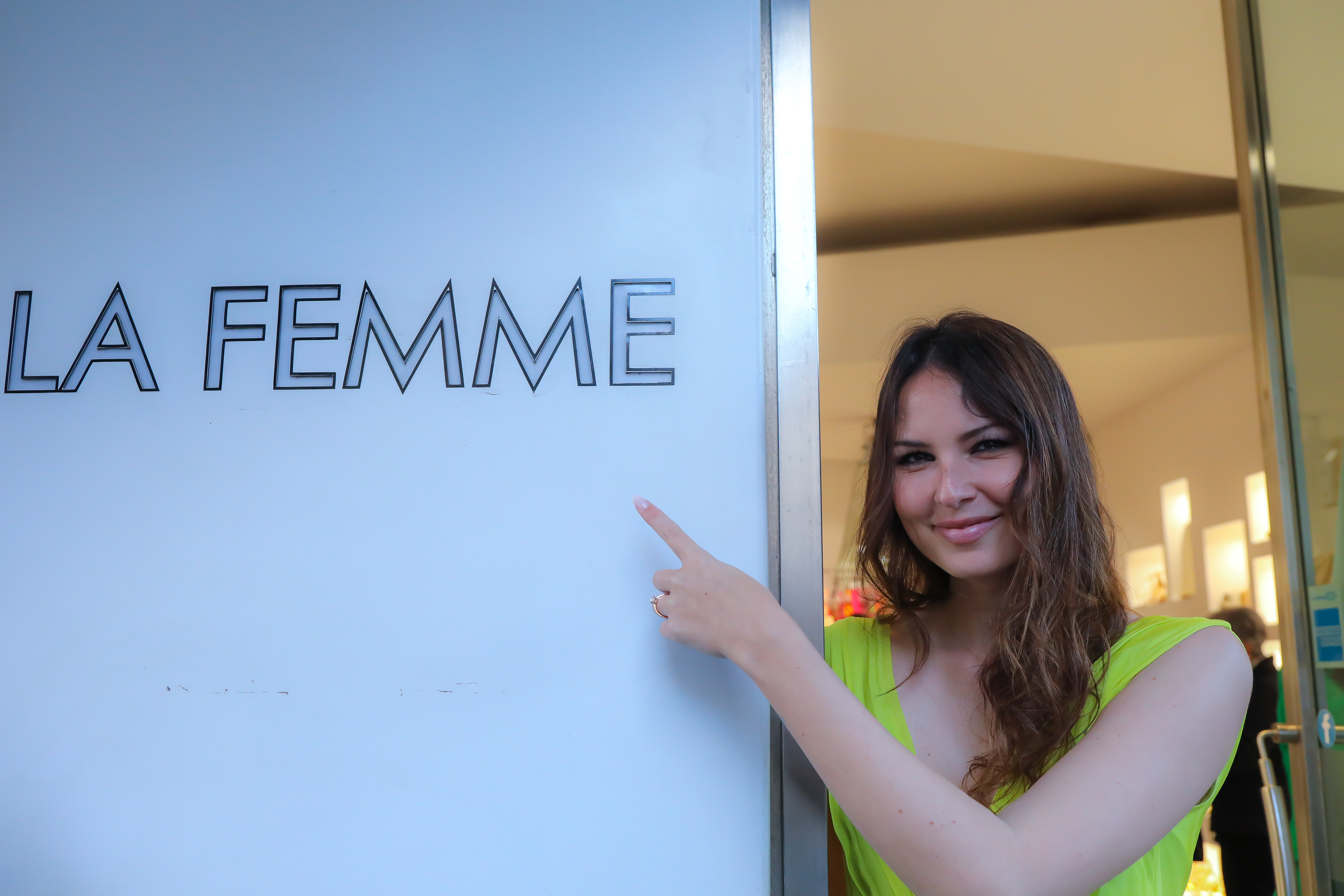 Emanuélle Vee per La Femme