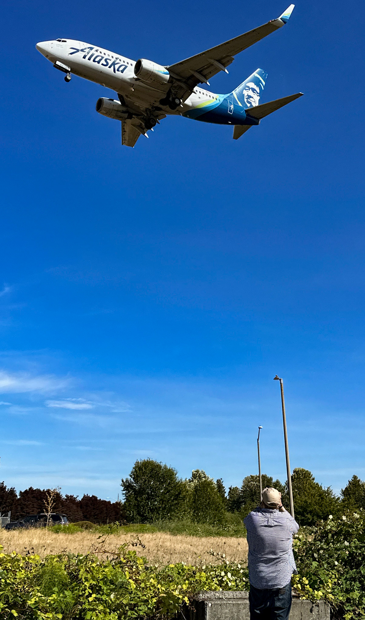 Avgeek in his natural habitat