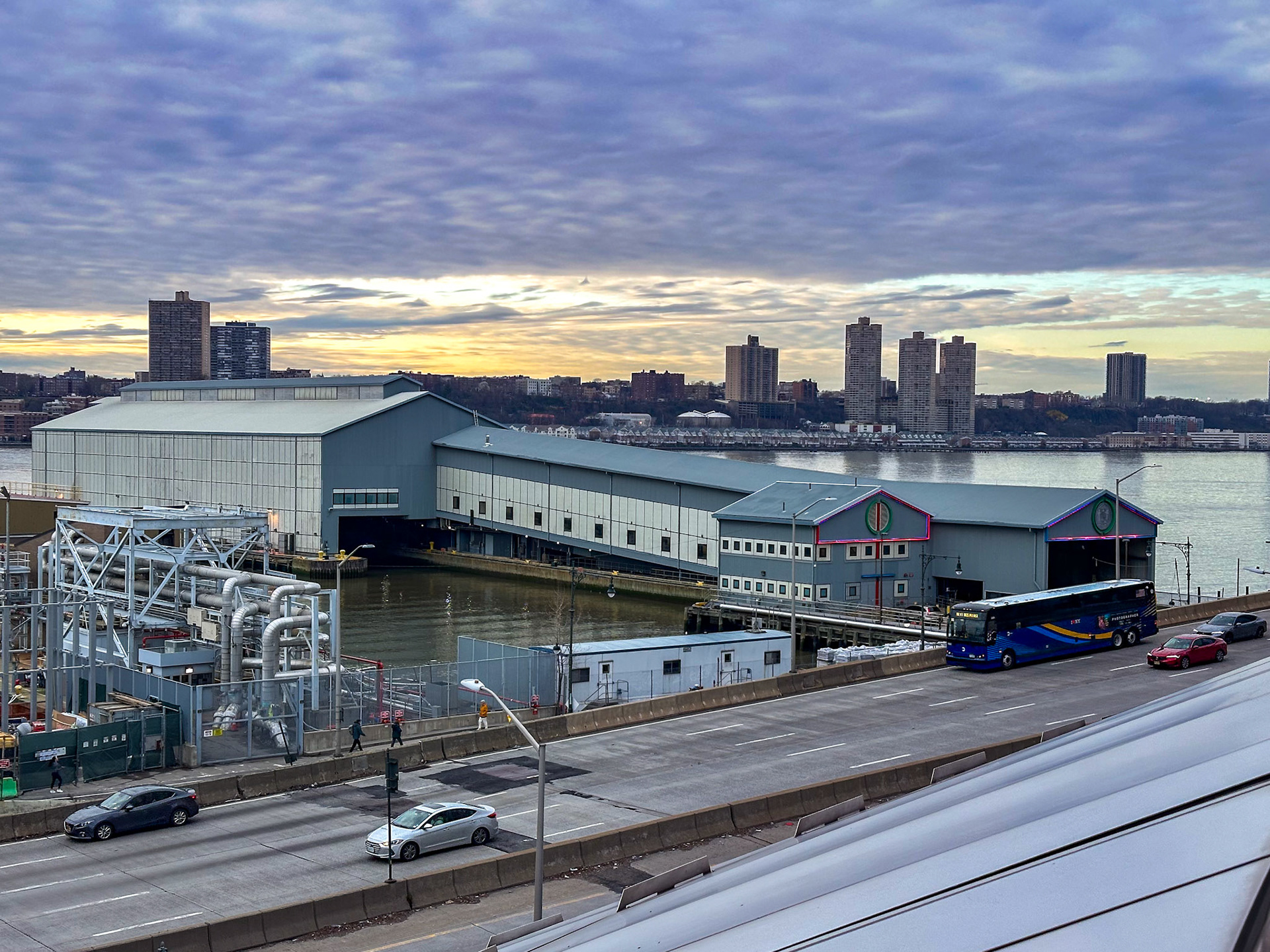 New York, NY, US - Apr 1, 2024: ConEd Pier 98 and NYC Sanitation Pier 99 seen from Via 57 West garden
