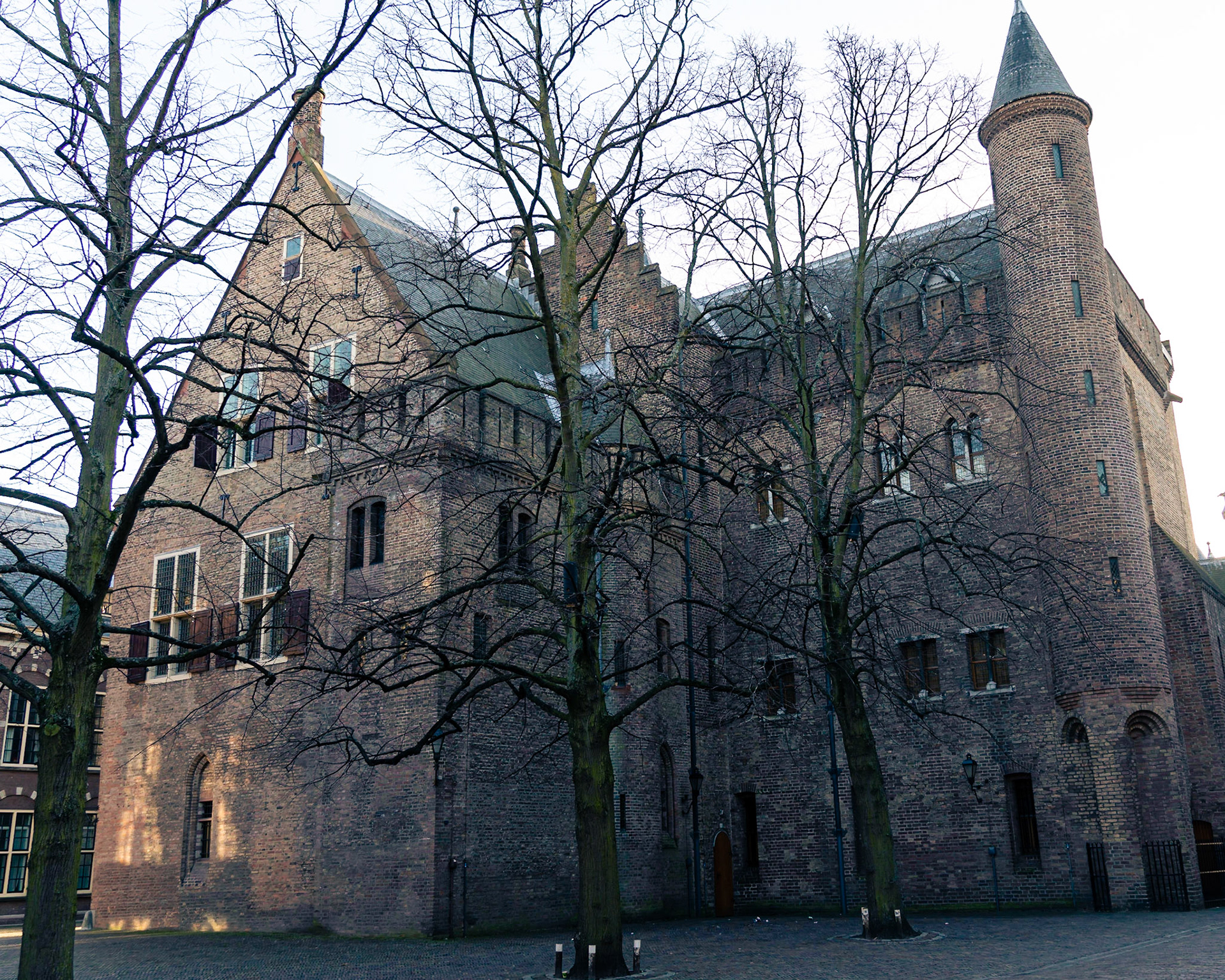 07 - Achterkant van de Ridderzaal