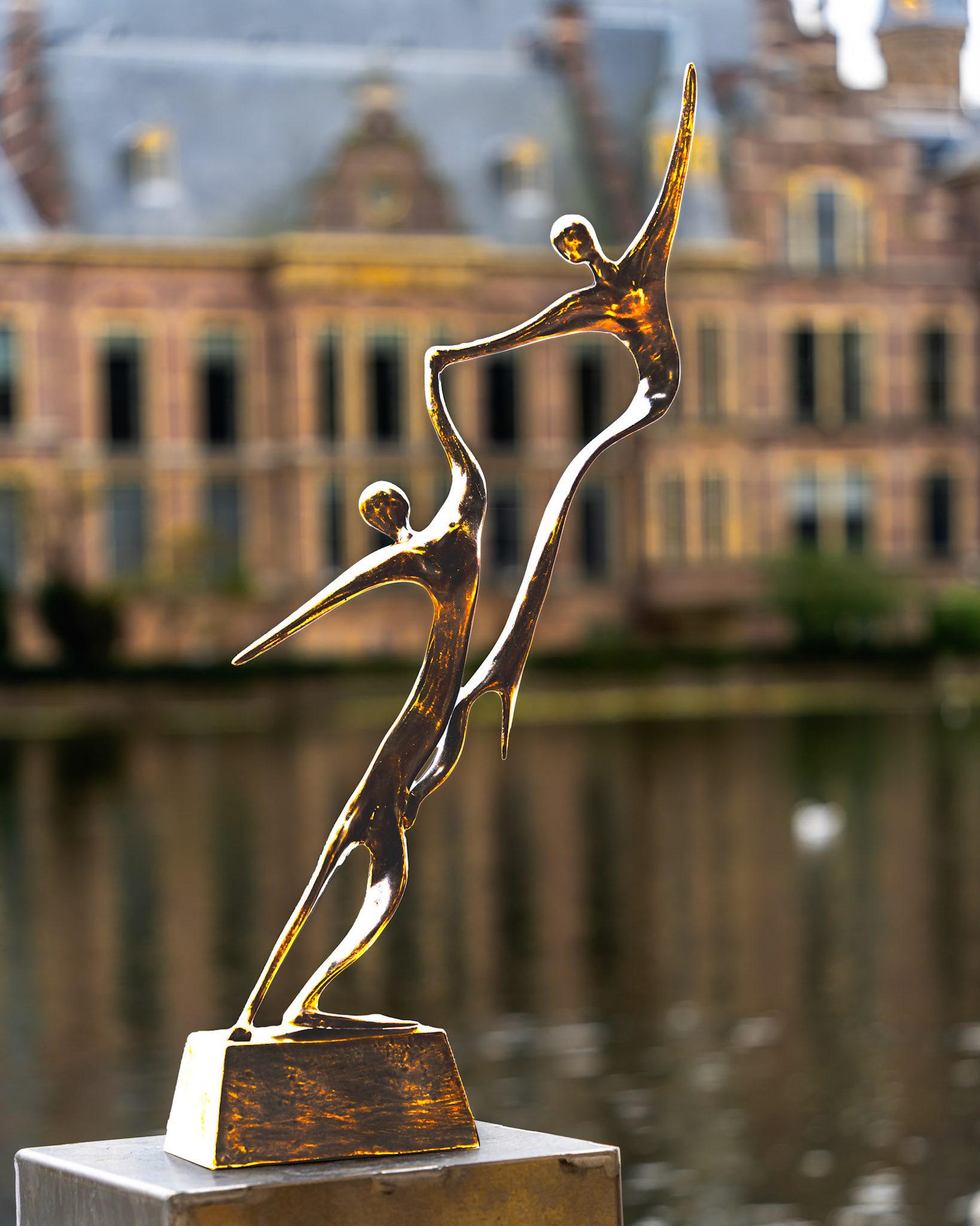 23 - Bronze sculpture at Le Marie Marché