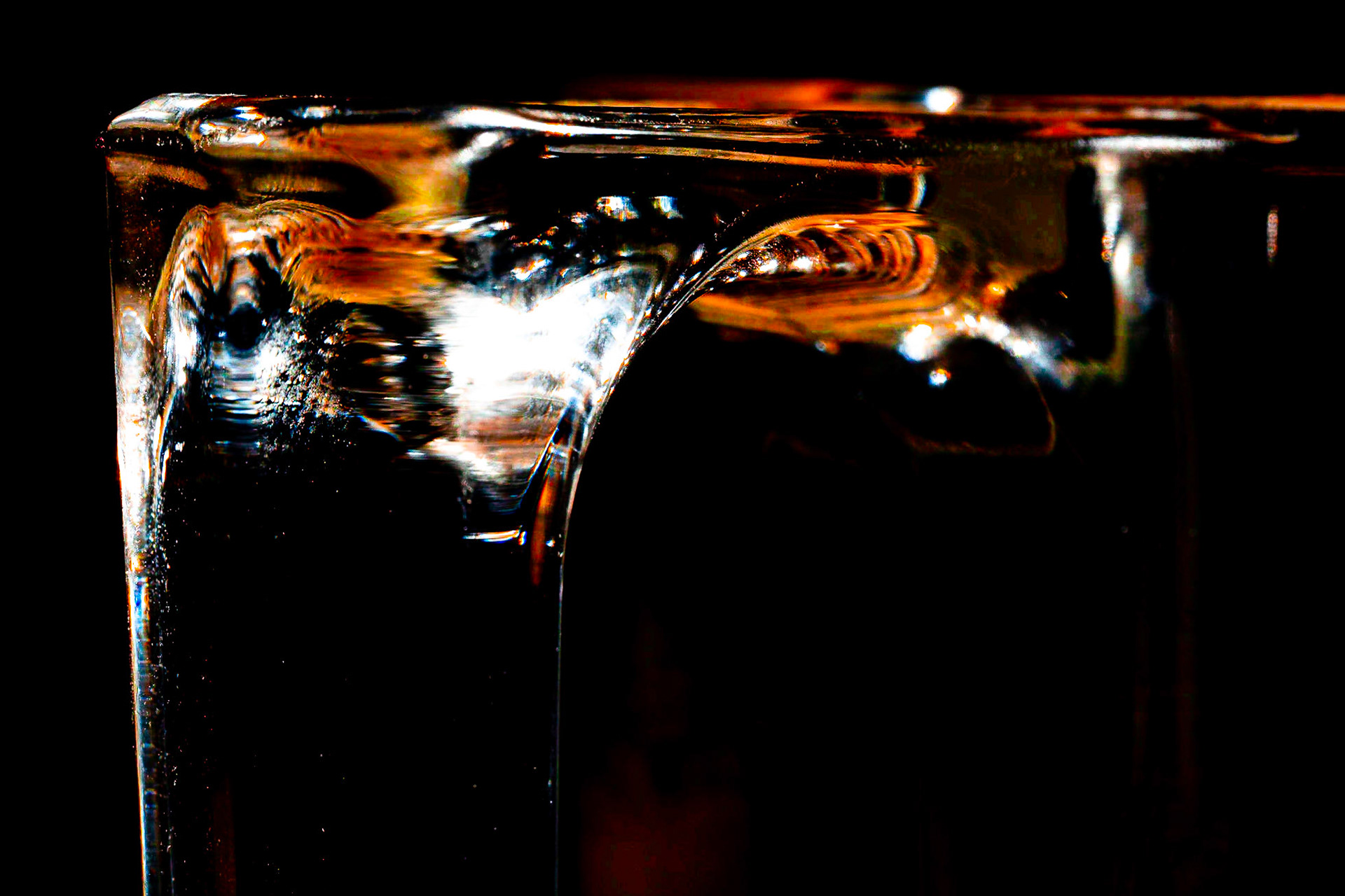 11 - Glass refraction