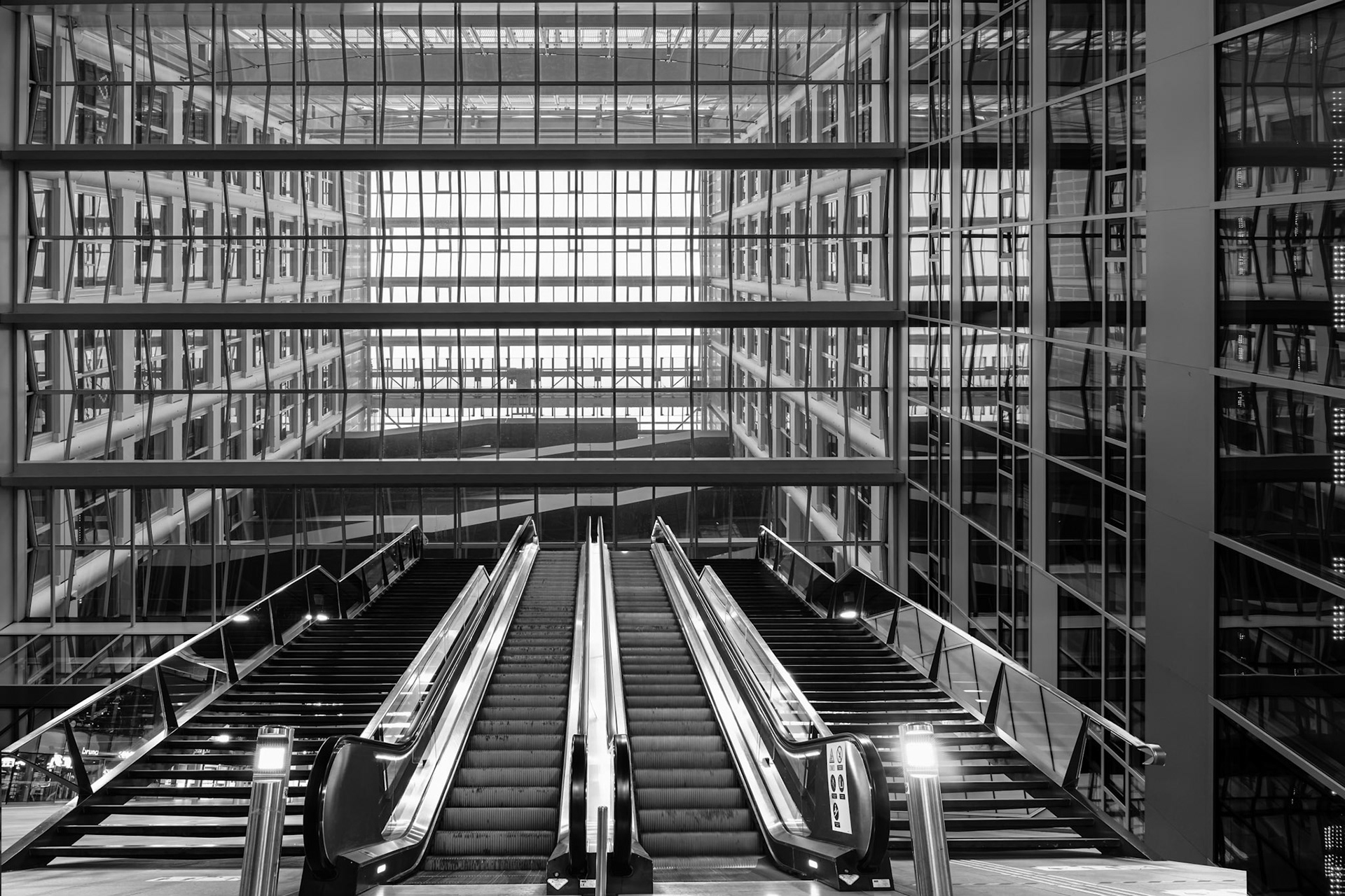 09 - escalator to heaven