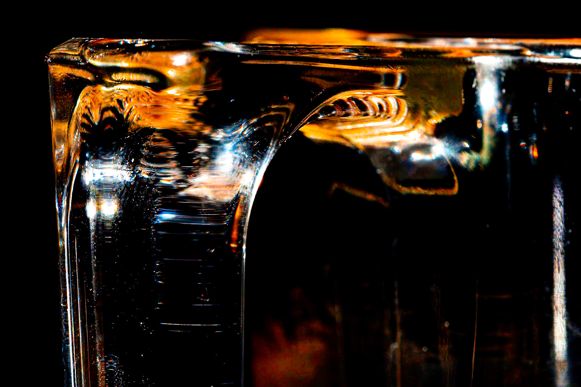 07 - Glass refraction