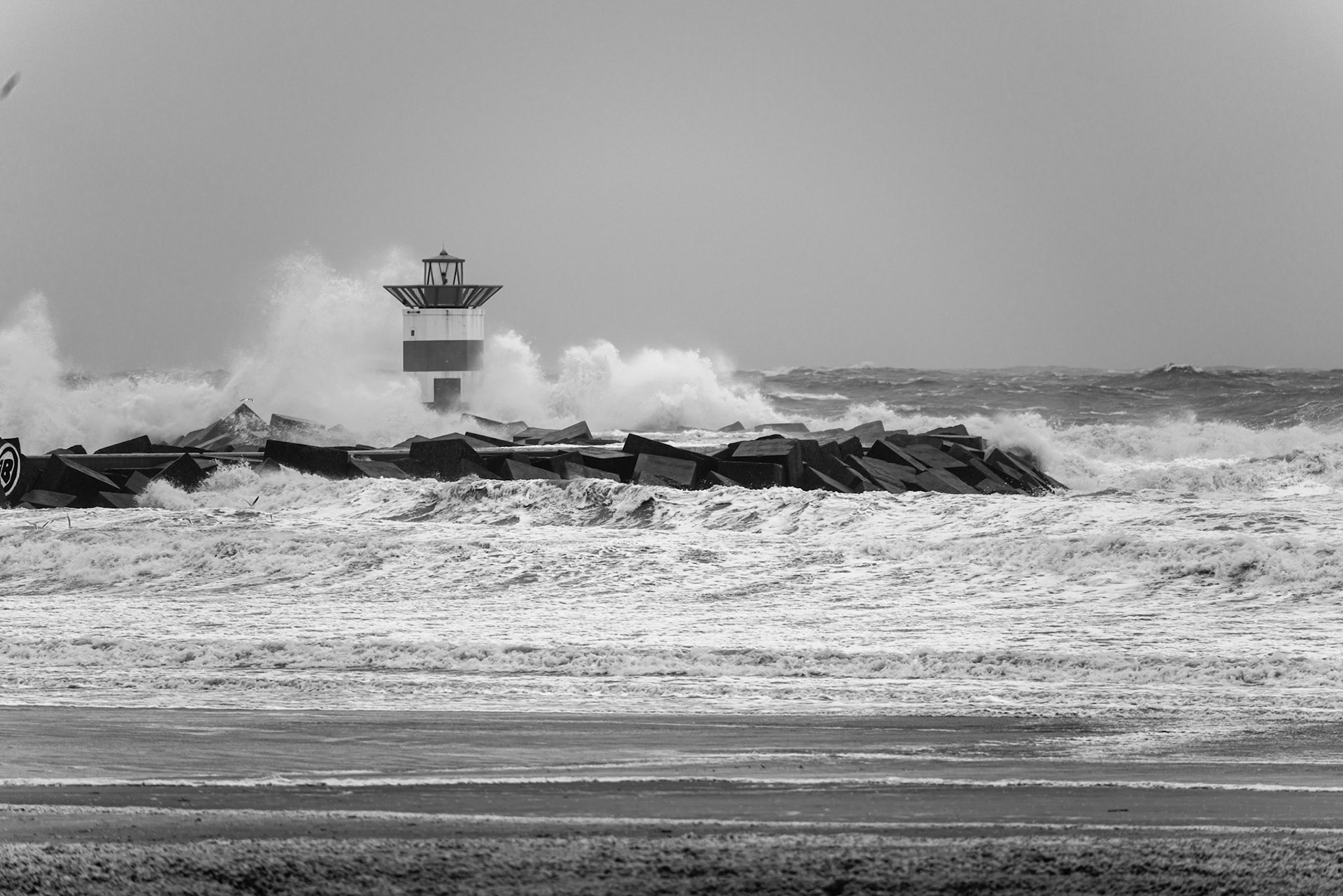 13 - Scheveningen - First storm of 2022