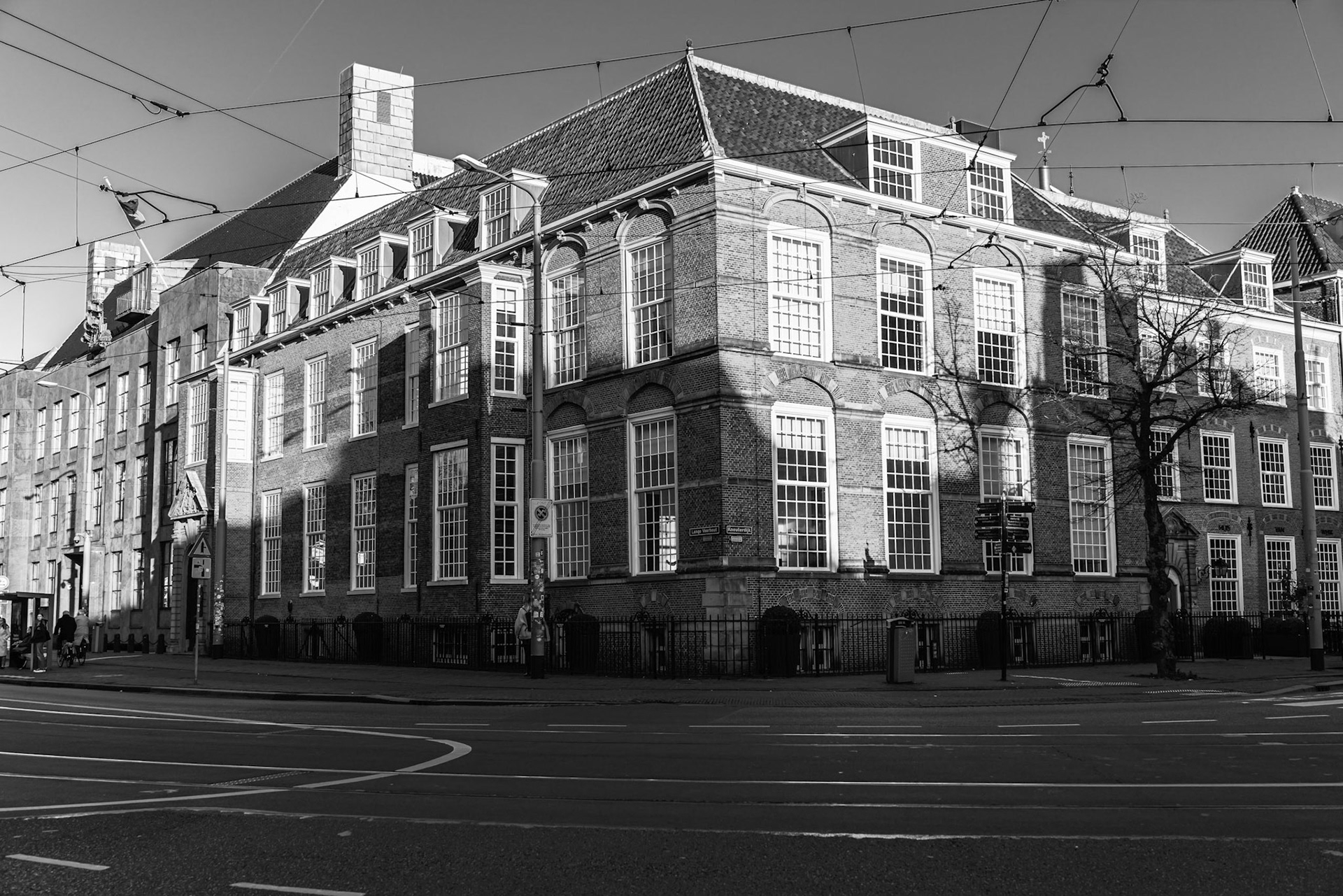 58 - The Hague Centre for Strategic Studies