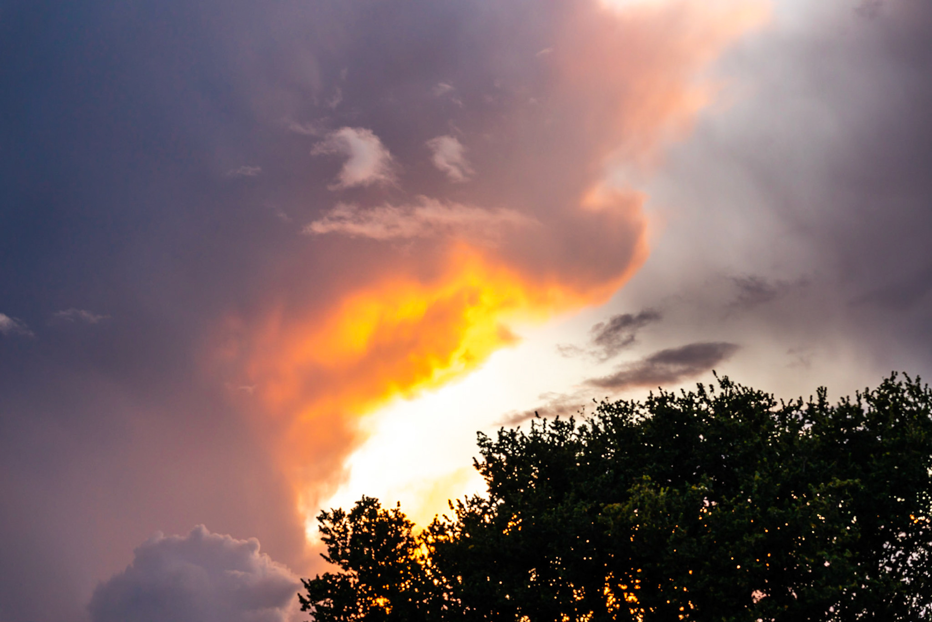 08 - Clouds during sunset over The Hague