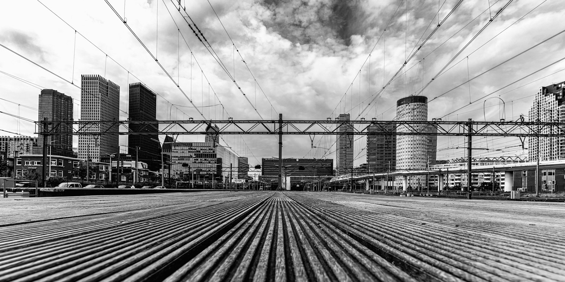73 - Hoogbouw gezien vanaf Den Haag CS, ander standpunt