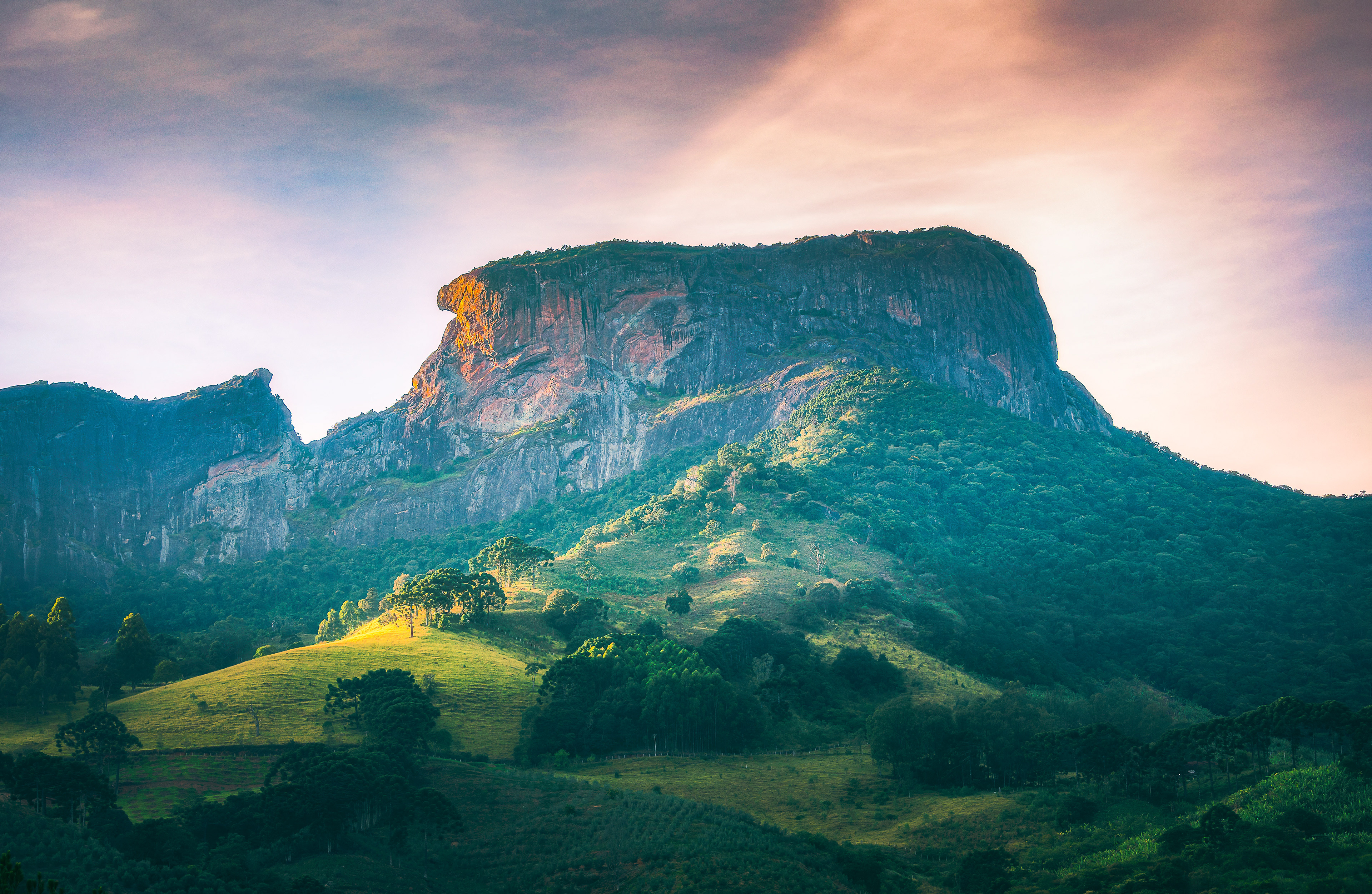 Pedra do Baú - São Bento do Sapucaí (SP)