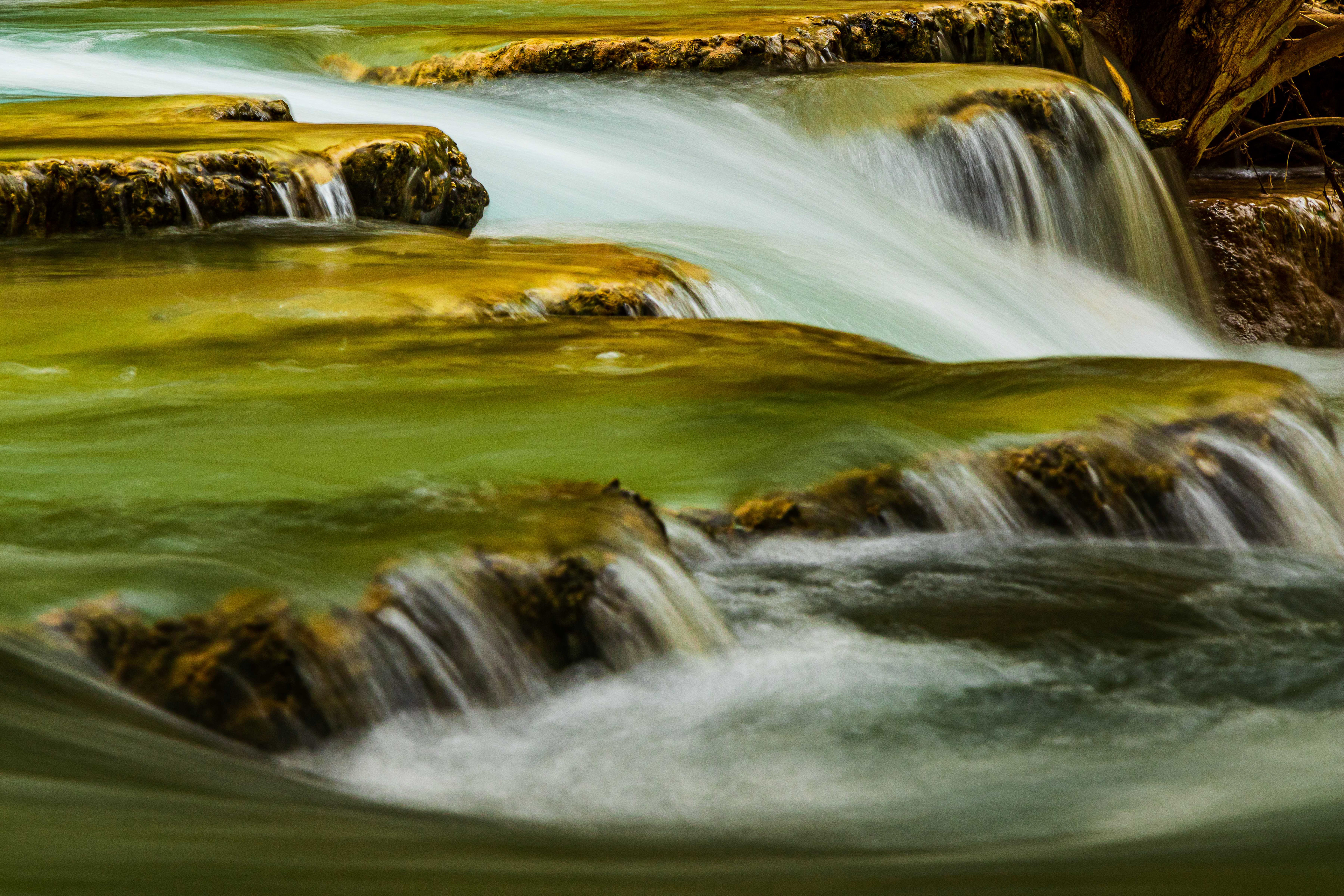 Pools and cascades of Havasu Creek
