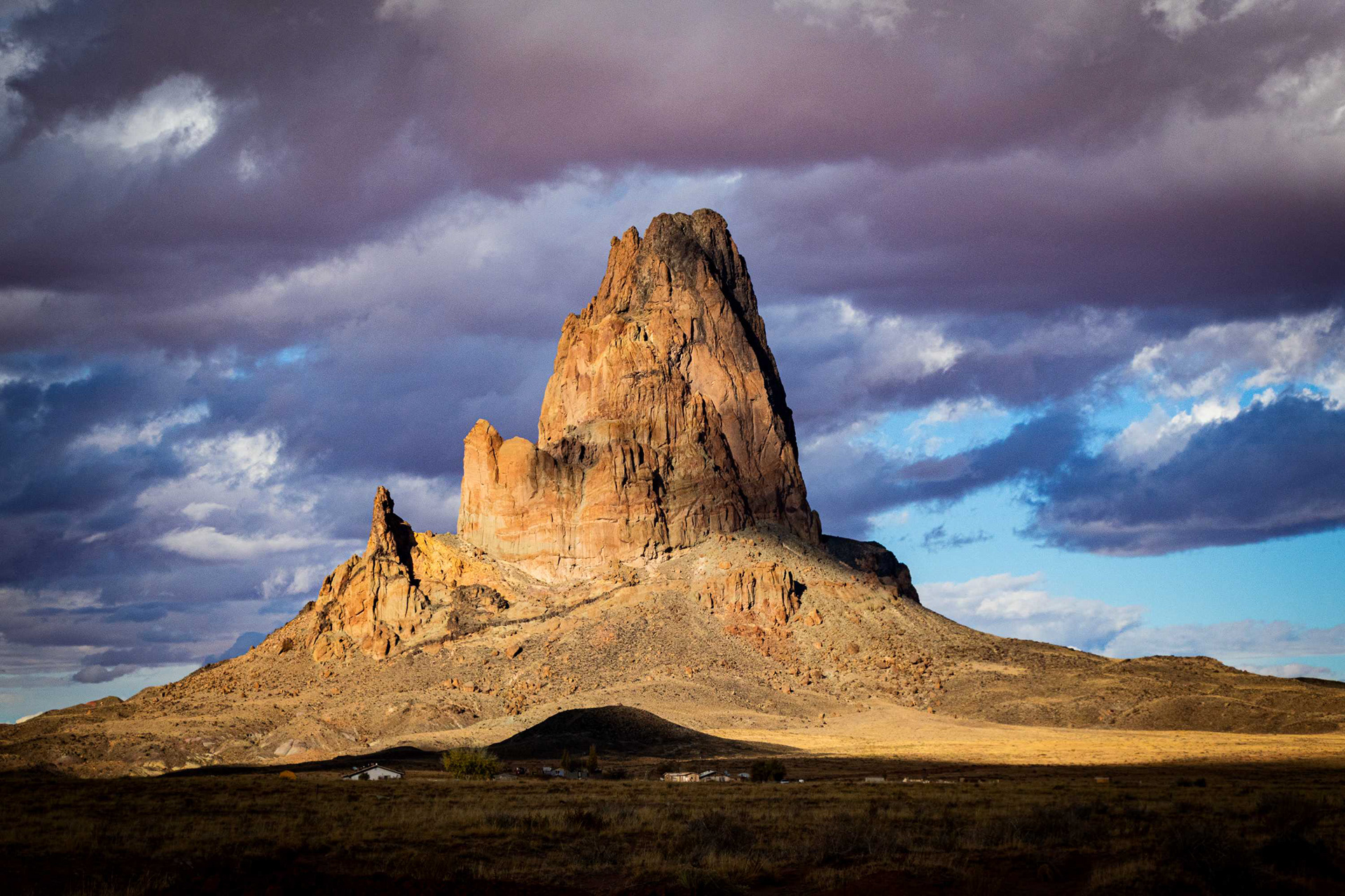 Agathla Peak, Kayenta AZ