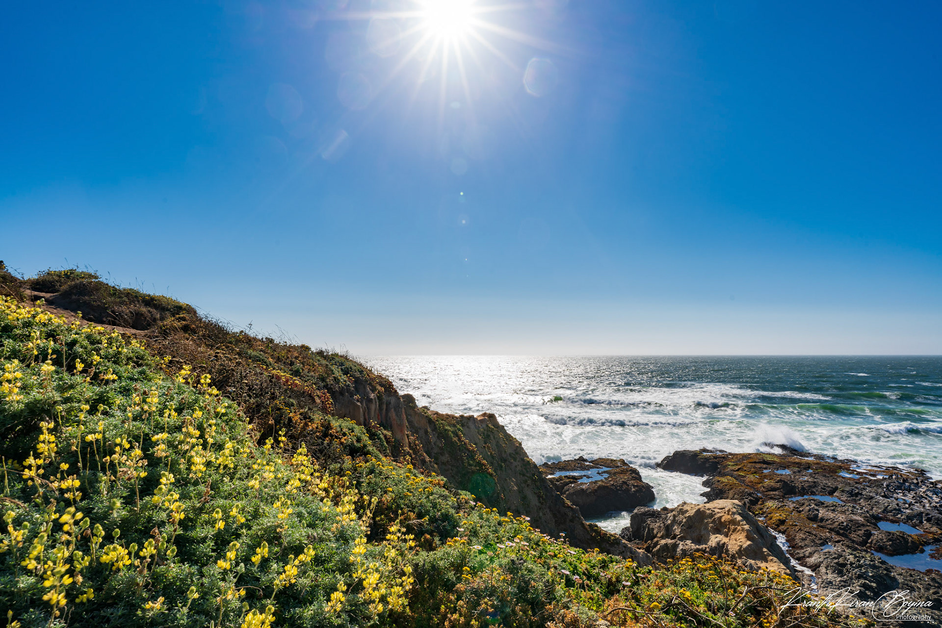 Sun set view from this point is going to be epic but we couldn't stay as this point is 4.6 miles away from the starting point.