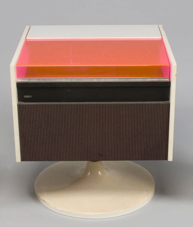 1960s RCA Forma 70 AM/FM Stereo & Turntable