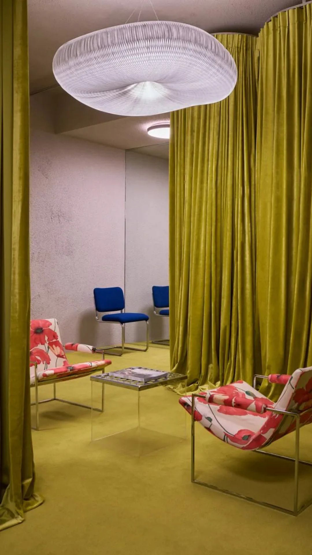 1980s side table with metal grid tabletop