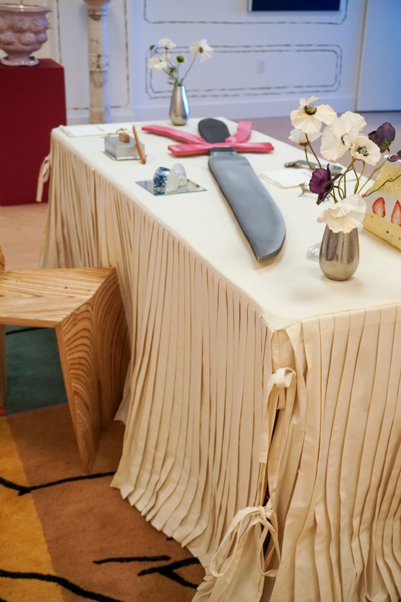 'Inner Lives' at Salon 21