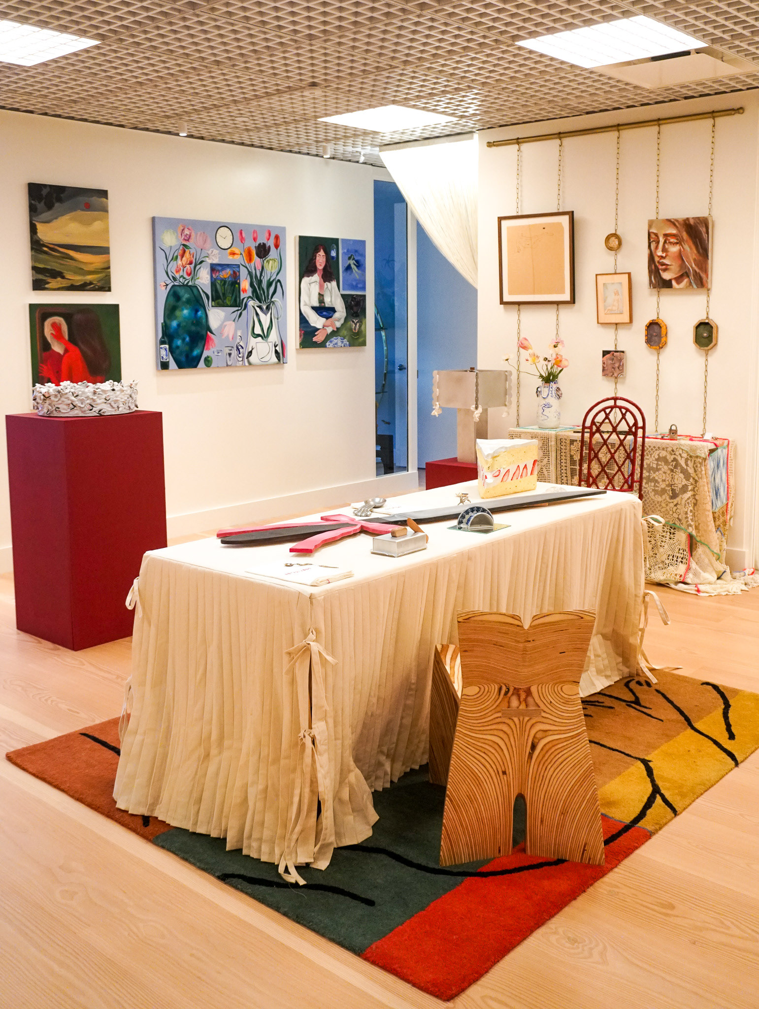 'Inner Lives' at Salon 21