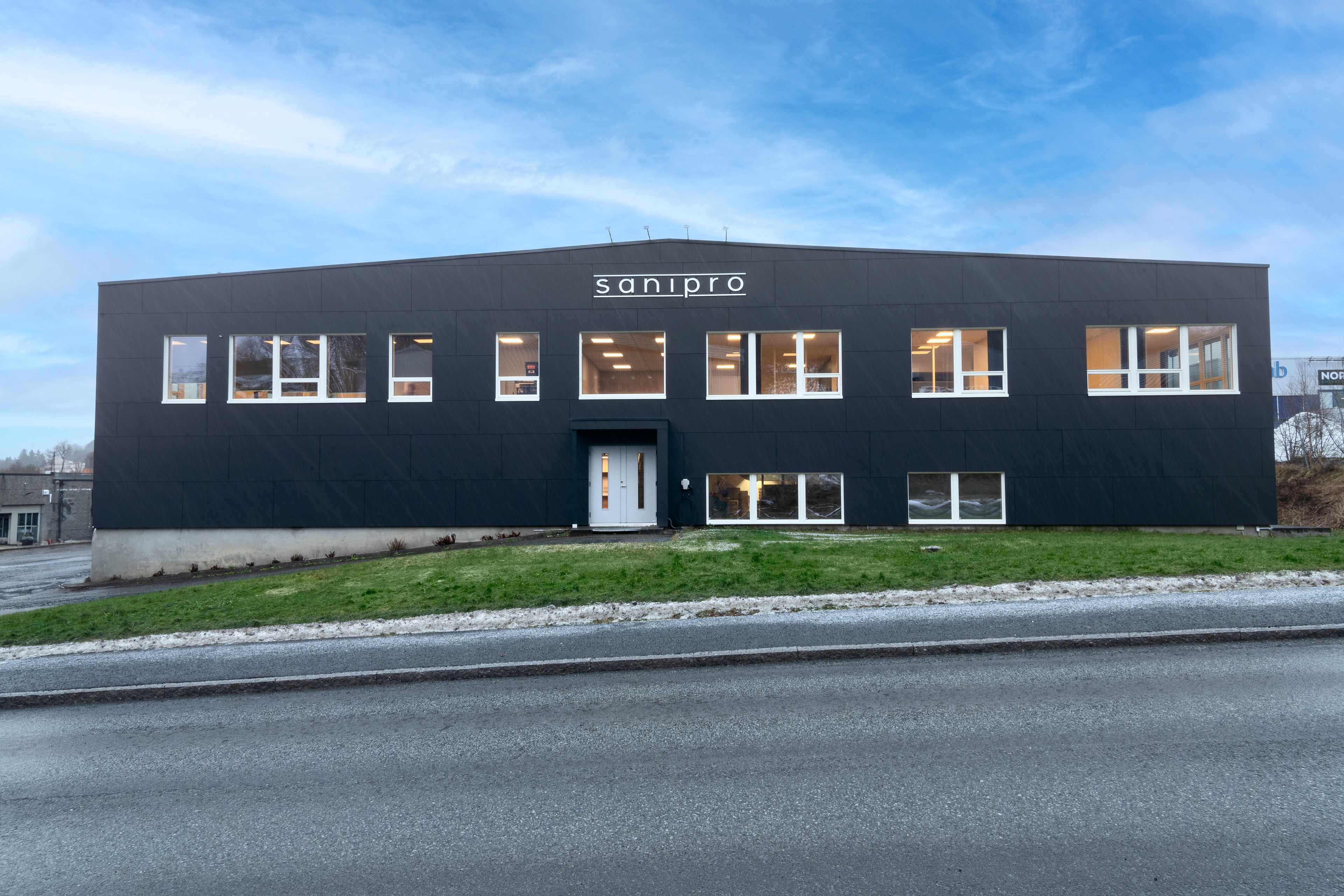 Eksteriørbilder for Sanipro