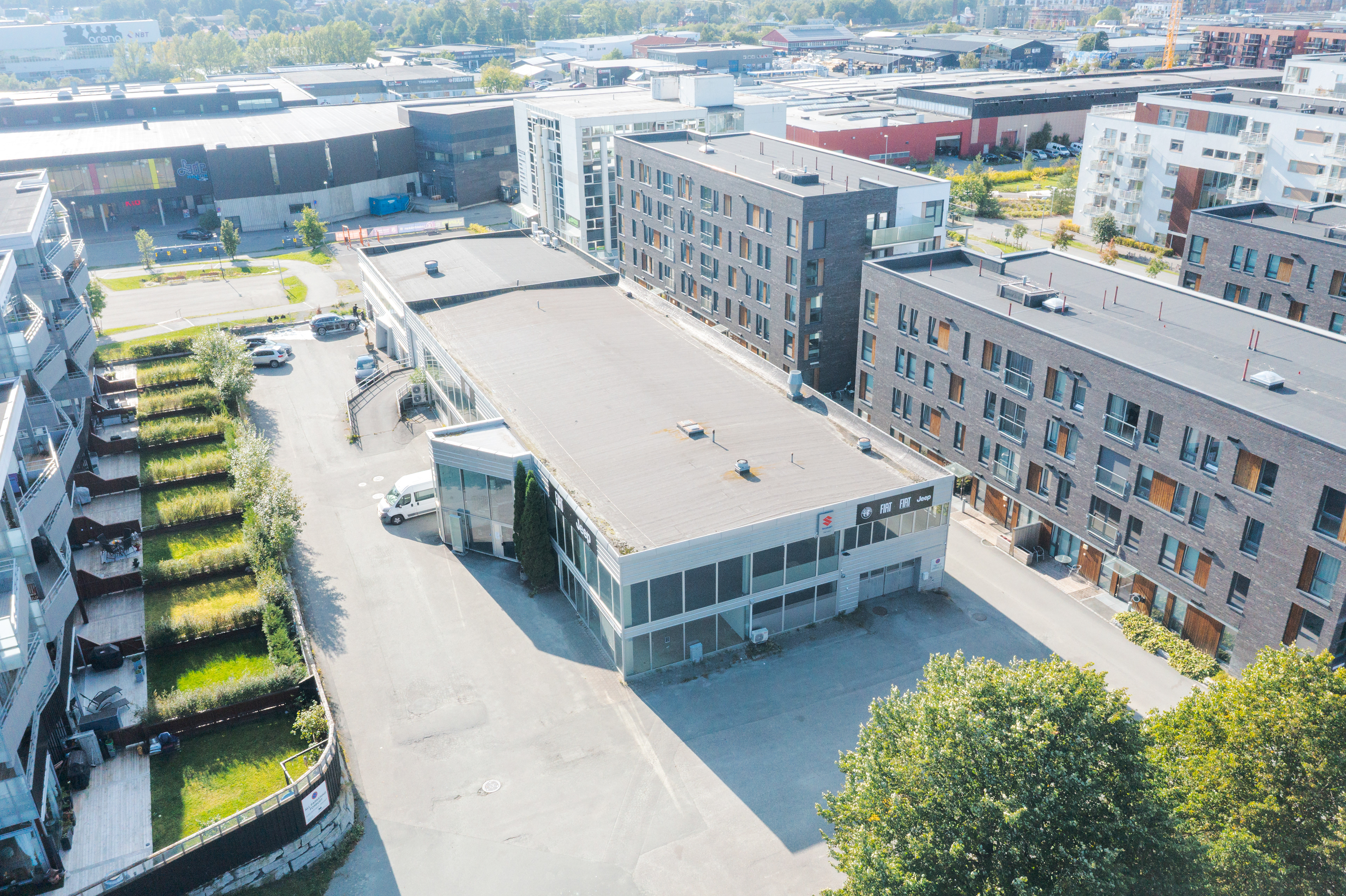 Dronefoto av Lade Alle 67