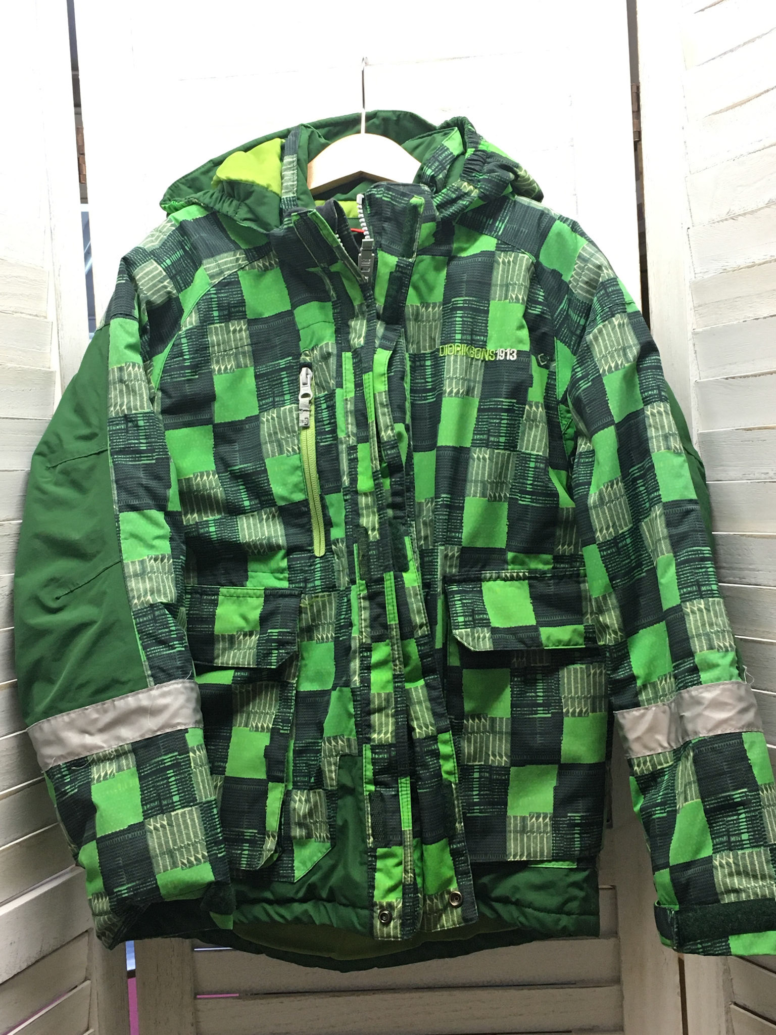 Winterjacke Gr. 140 Fr. 15.-