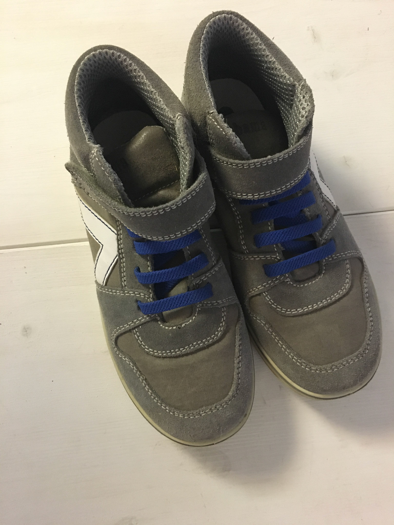 Sneaker Marke Bama Gr.34 Fr.15.-