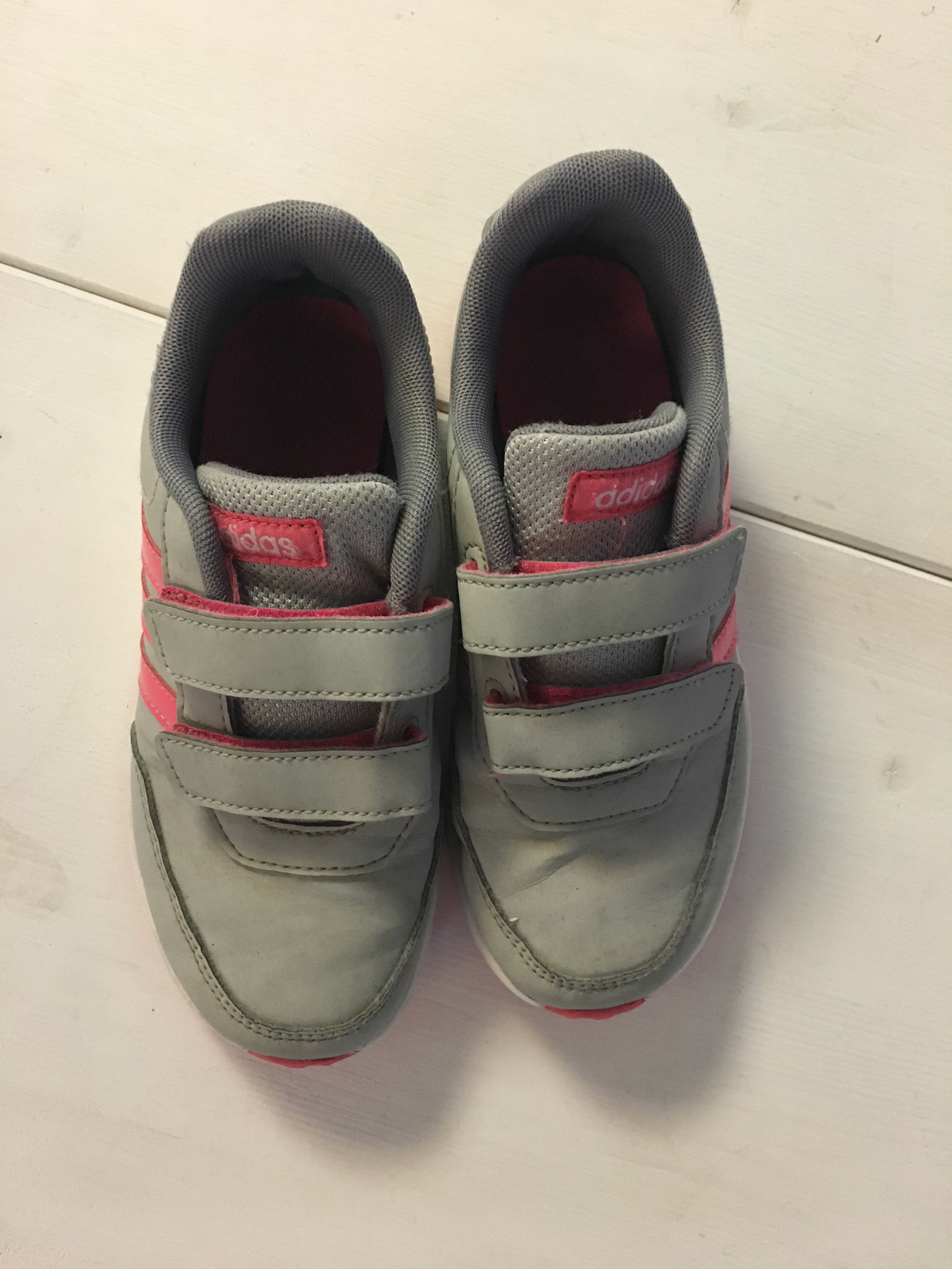 Turnschuhe Adidas Gr.31 Fr.12.-