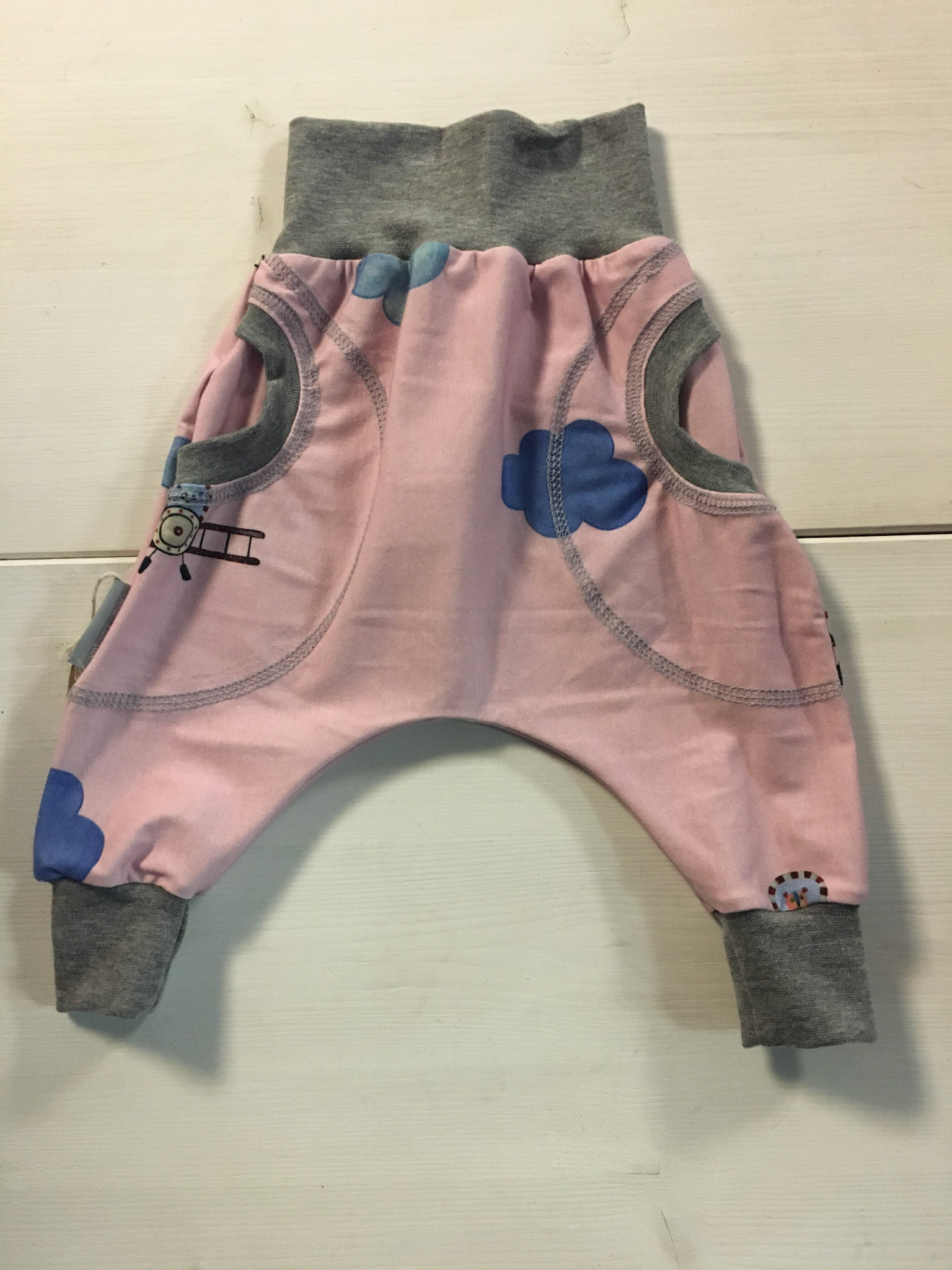 Pumphose Jersey Gr.62/68 Fr.20.-