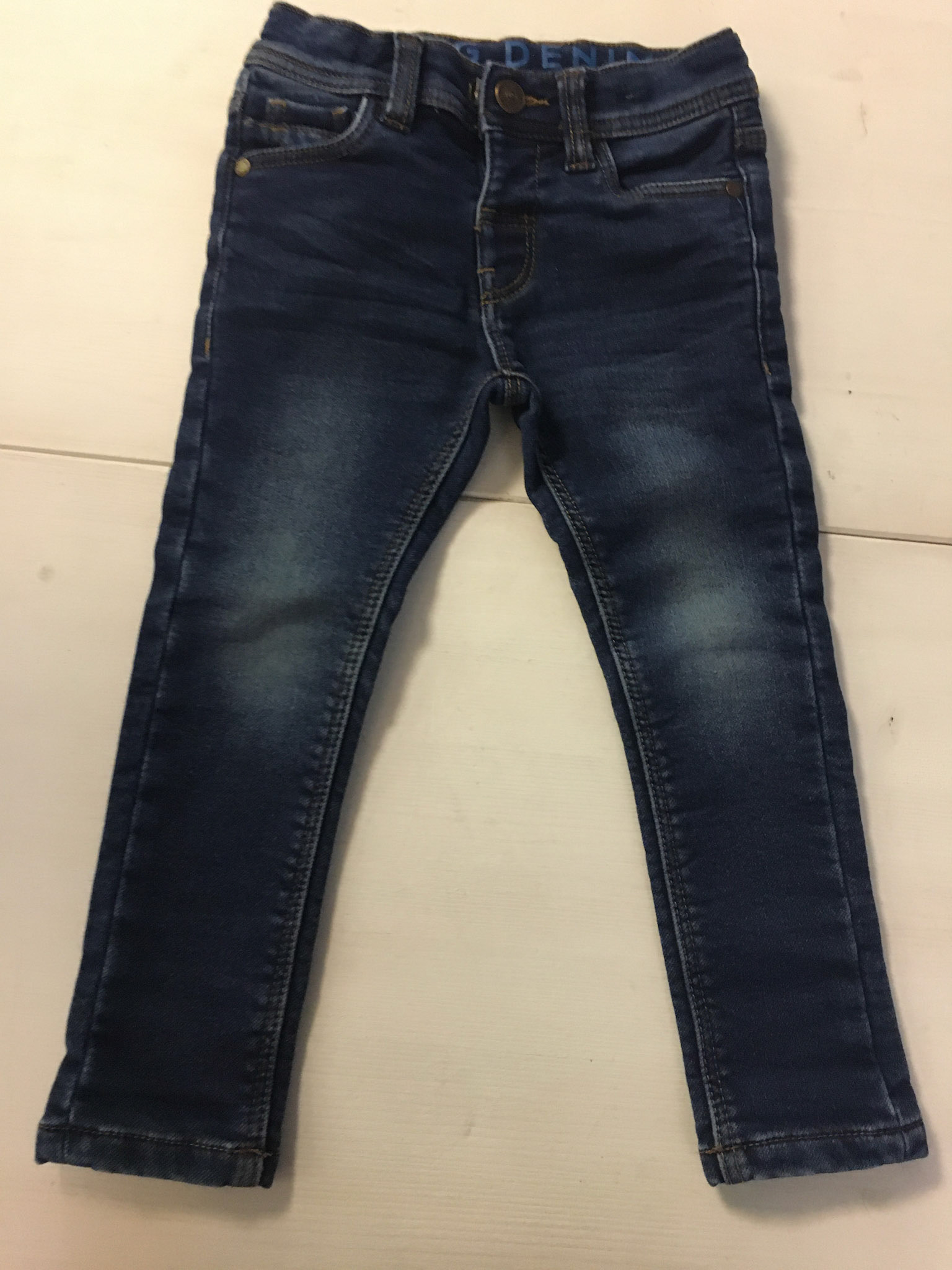 Jeans Gr. 98 Fr.7.-
