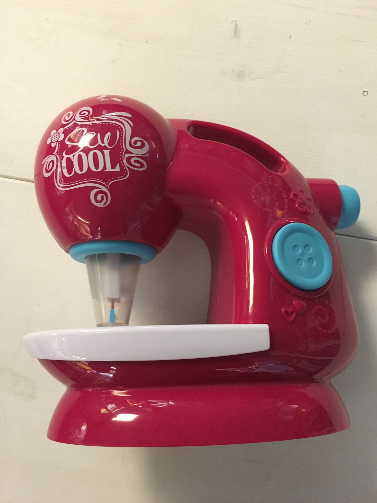 Kindernähmaschine Fr.11.-