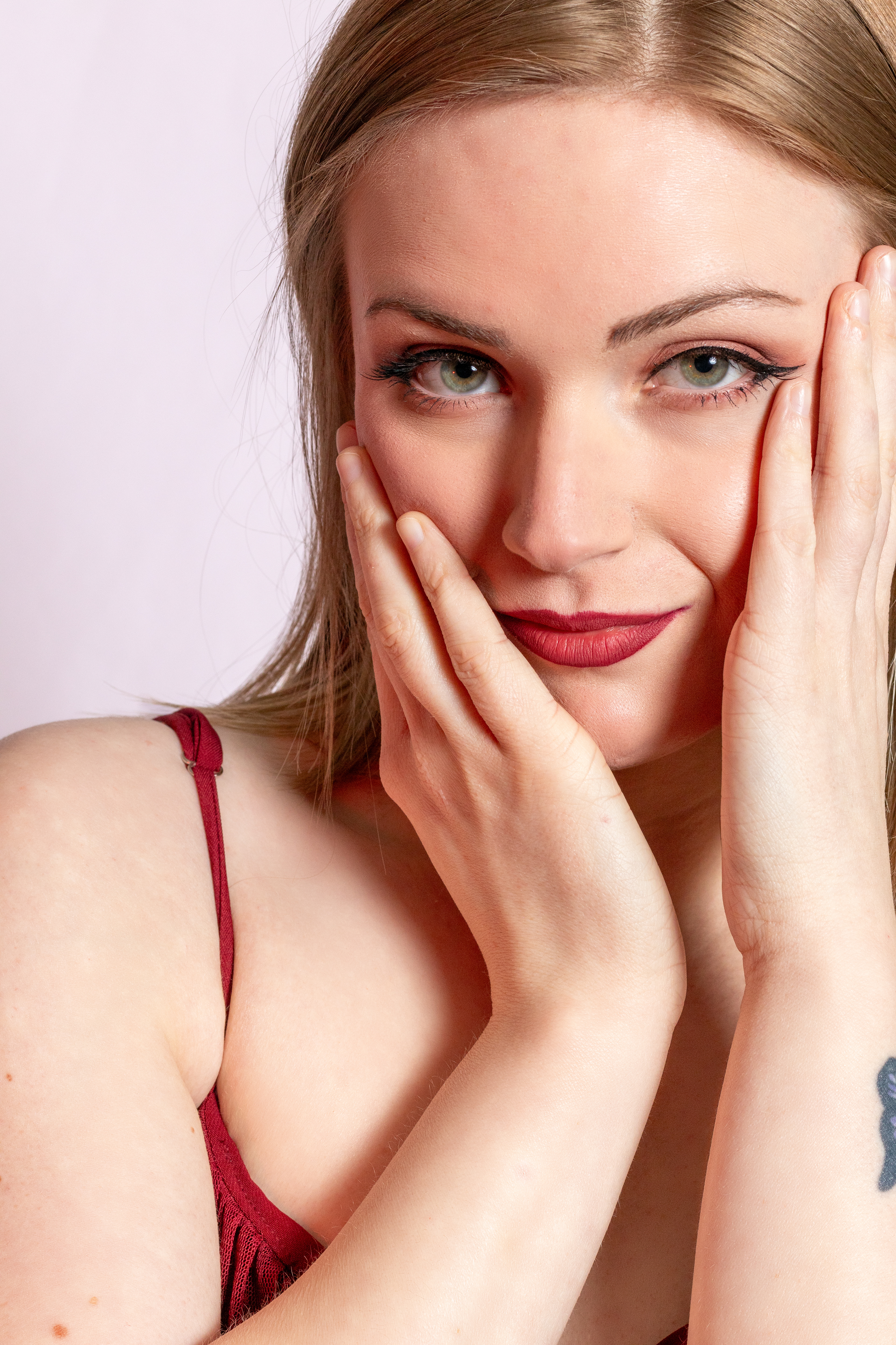 instagram: @faith._.bethurum