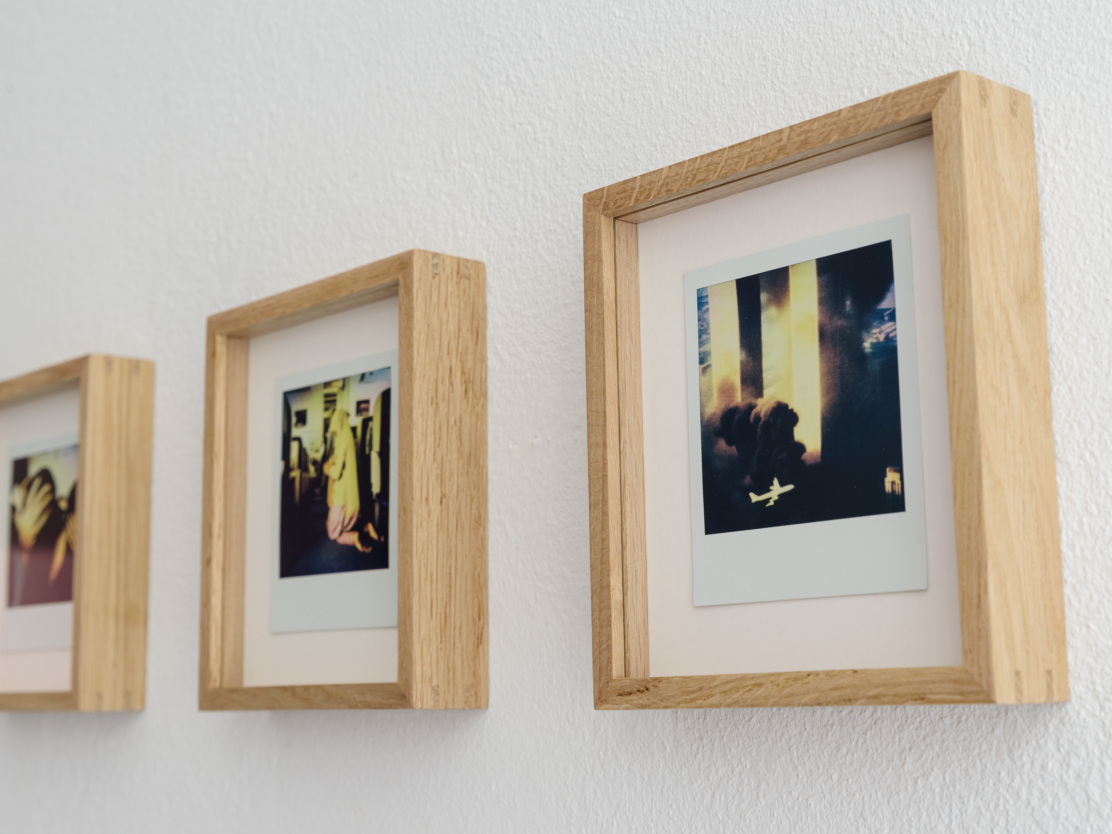 at "Amnesies" in AOKZ Gallery, Łódź, Spinoff Łódź Fotofestiwal