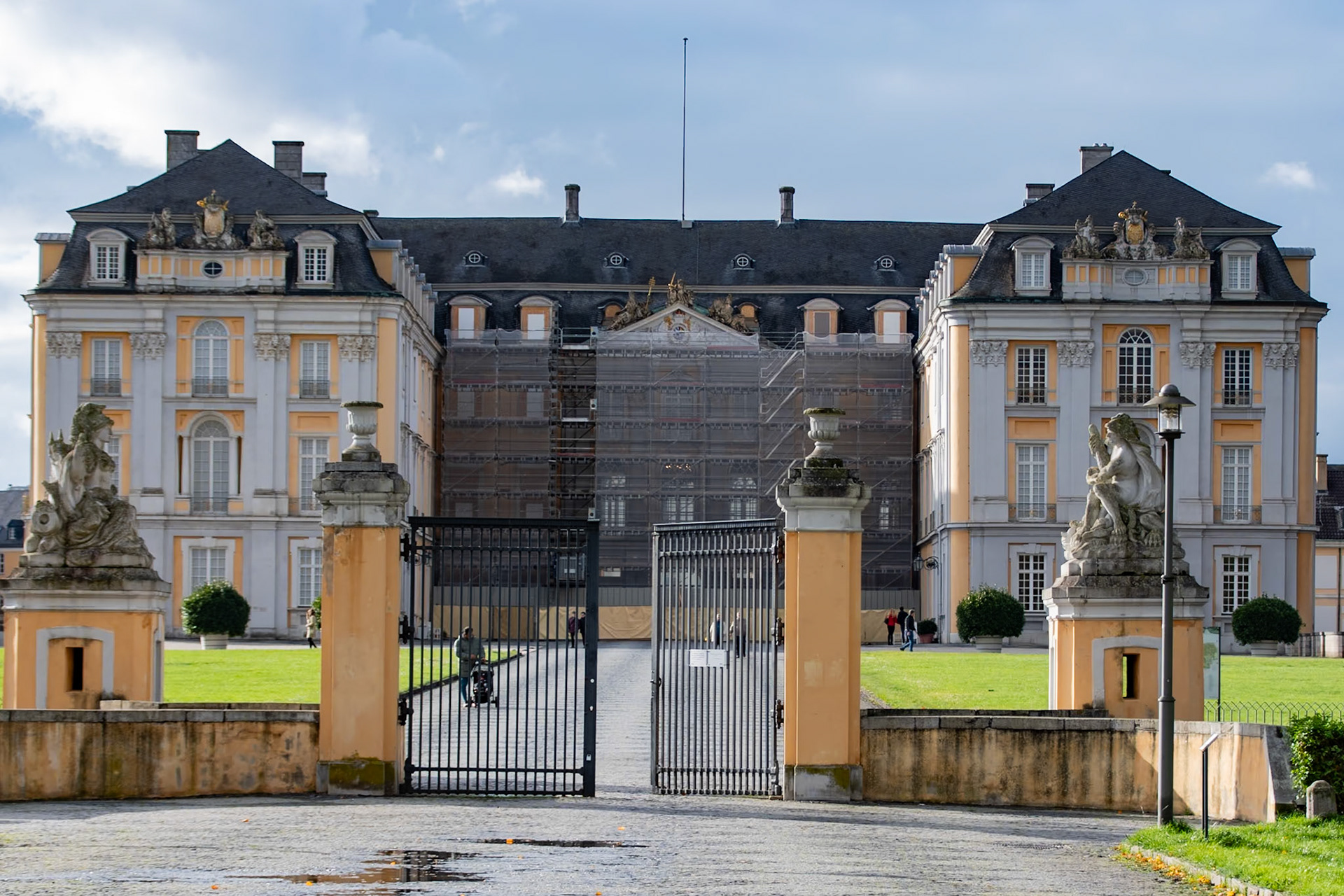 Brühl UNESCO Palaces Tour