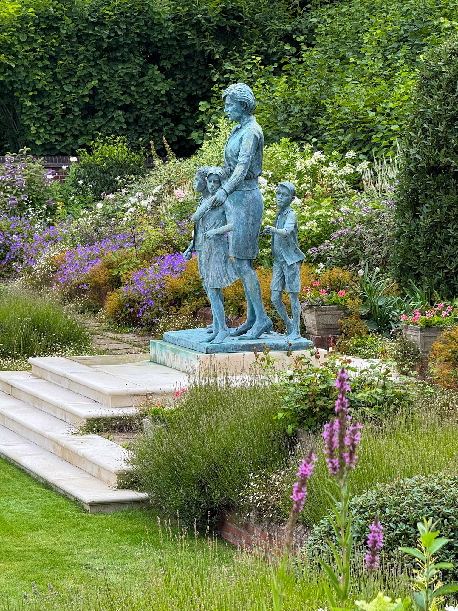 Diana Memorial Statue, Kensington Gardens