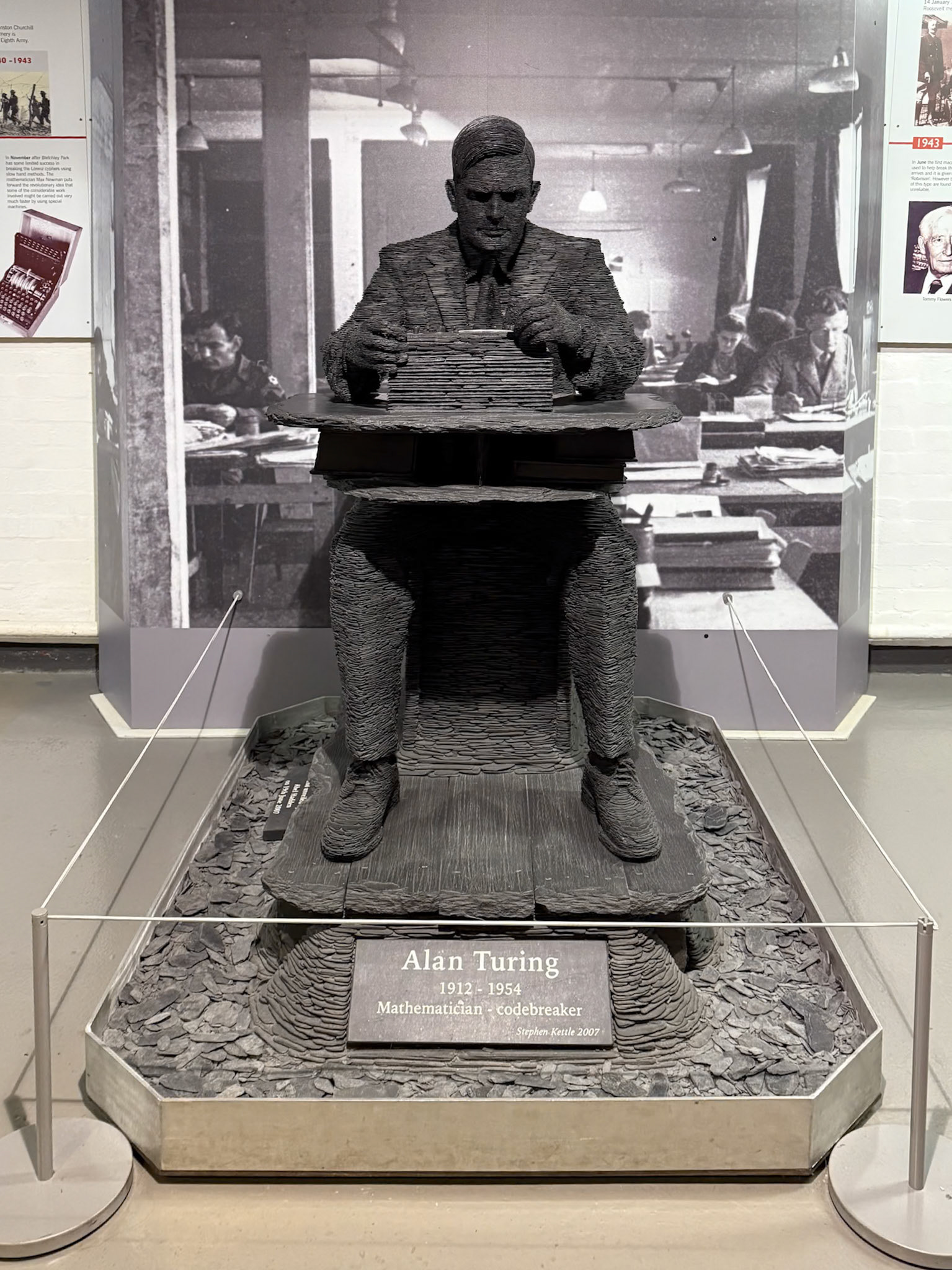 Bletchley Park and the Alan Turing statue.