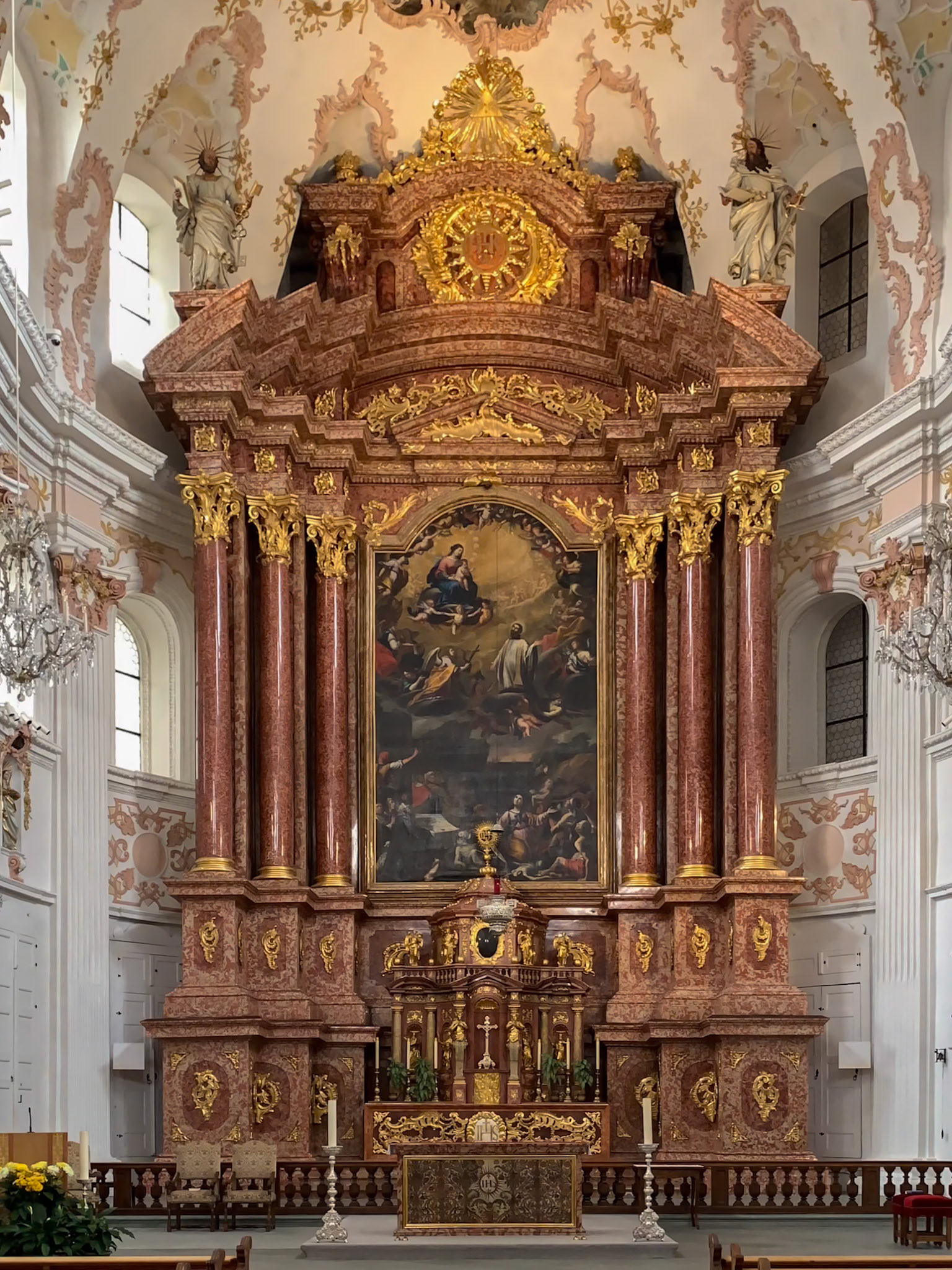 Sites around Luzerne.