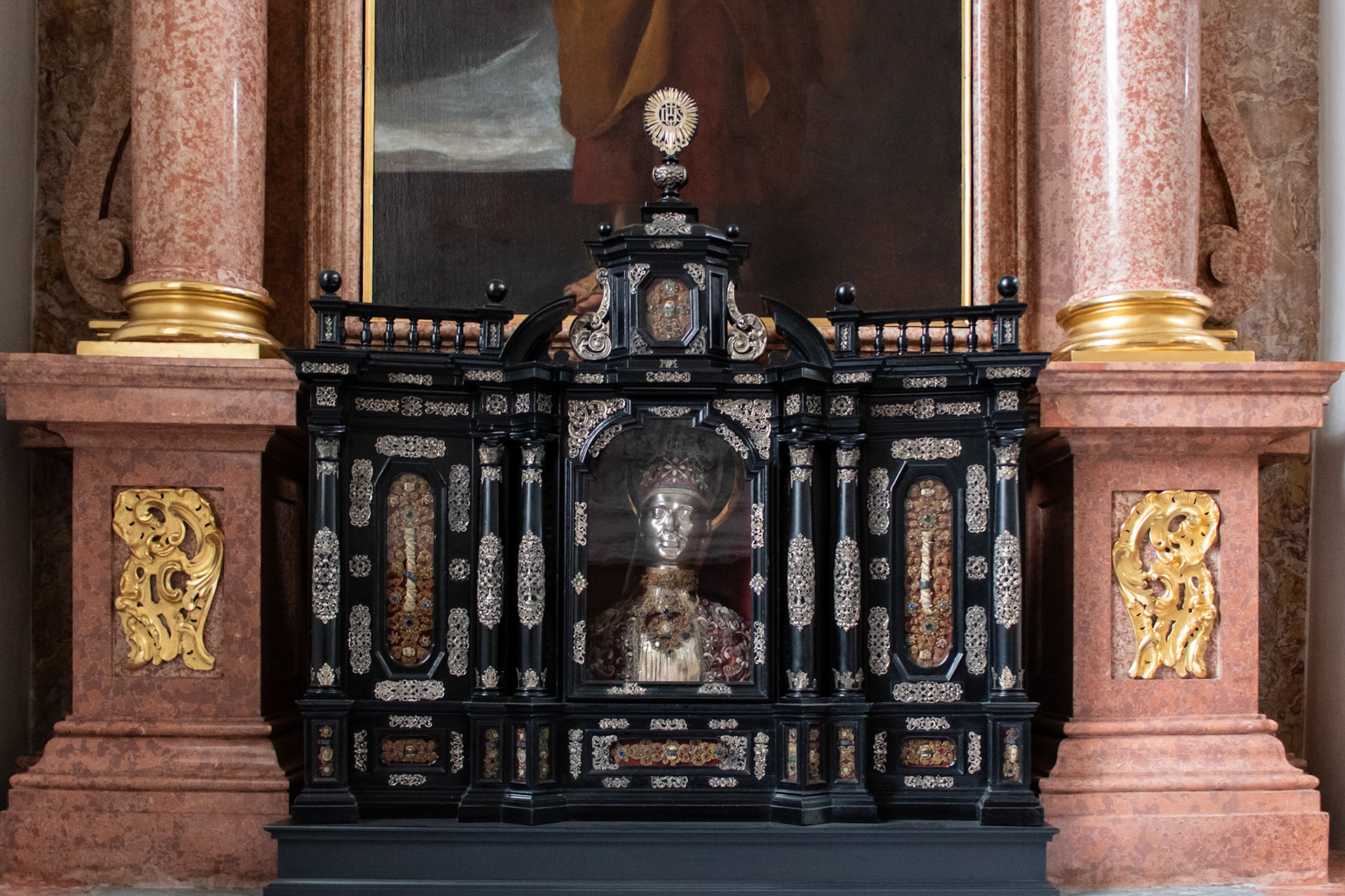 Sites around Luzerne.