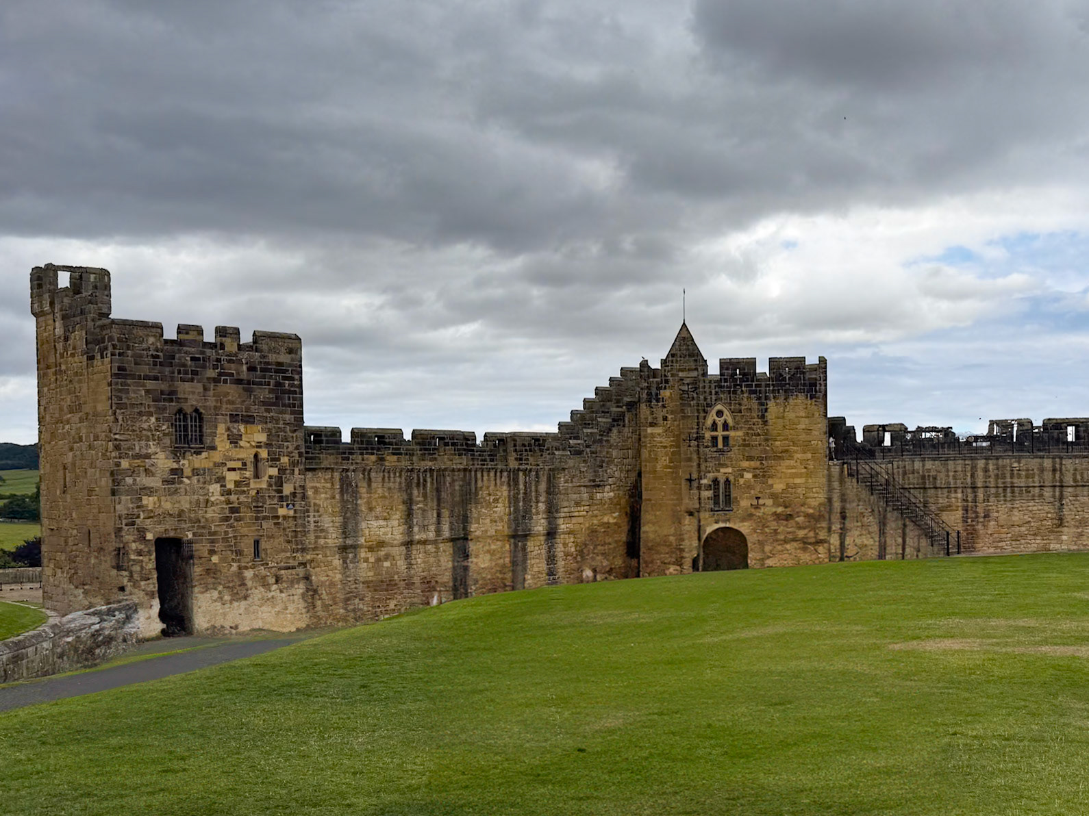 Alnwick Castle