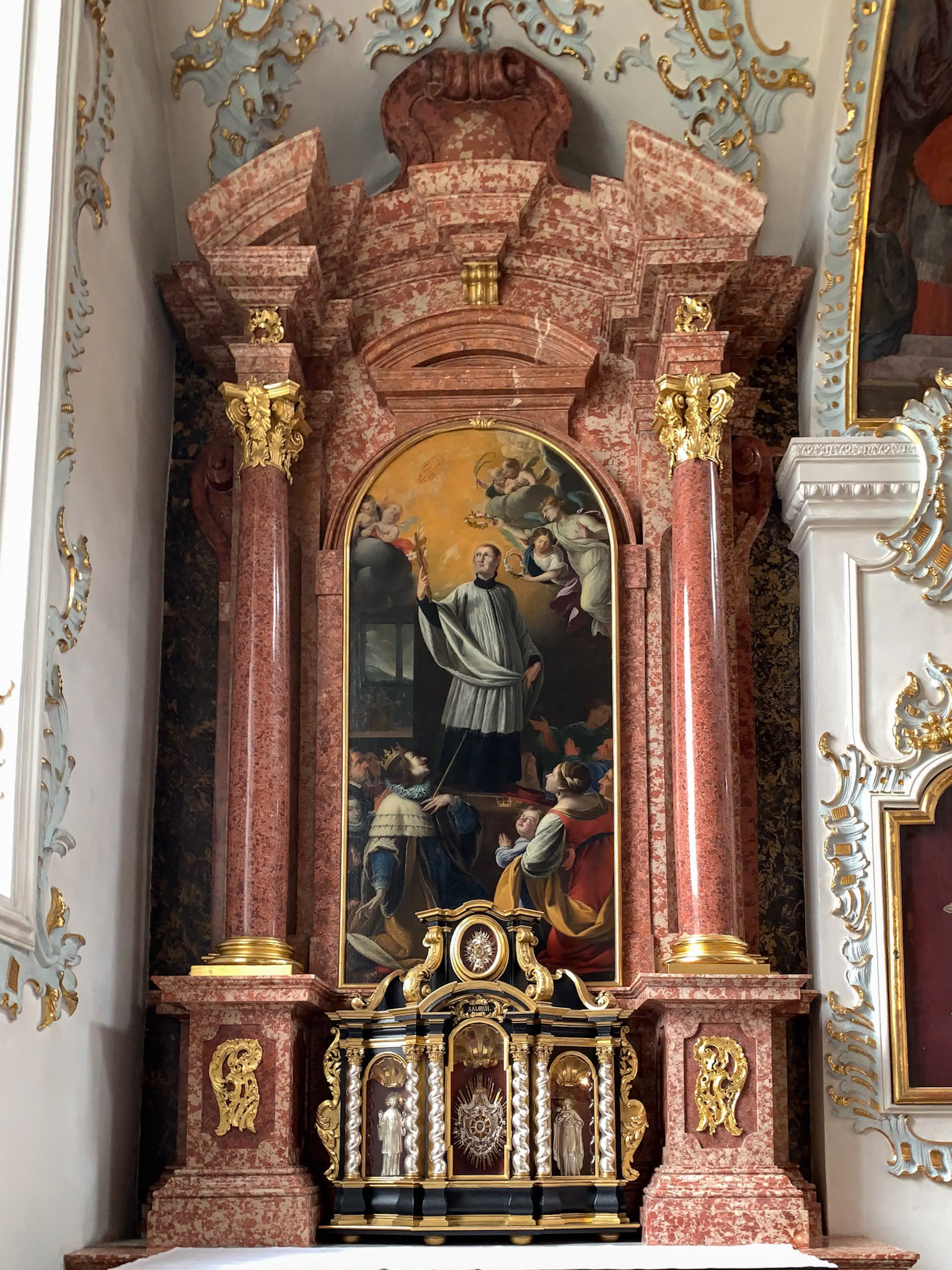 Sites around Luzerne.