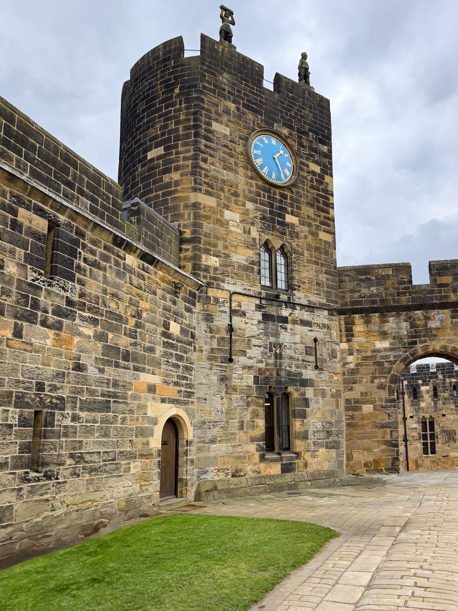 Alnwick Castle