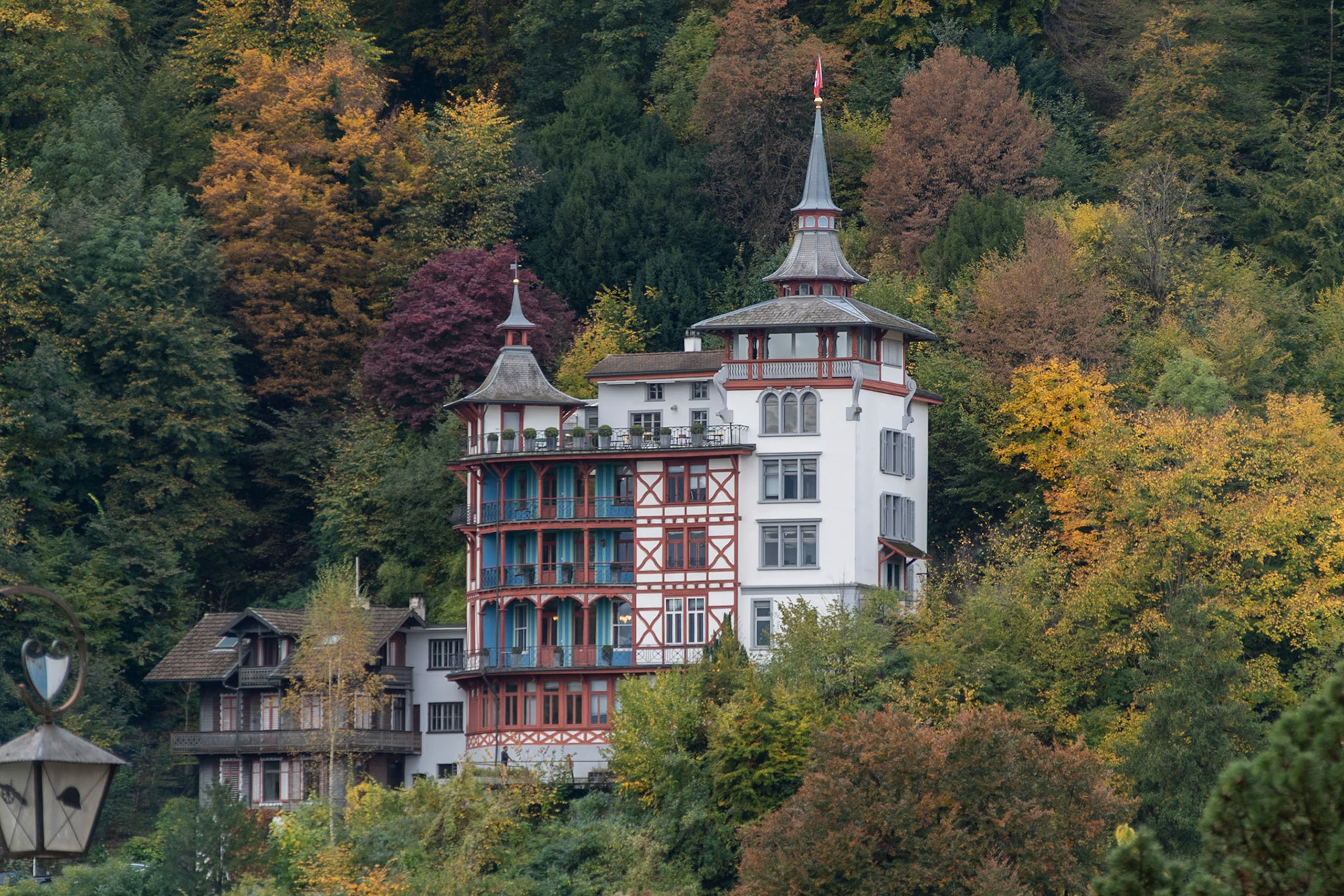 Sites around Luzerne.