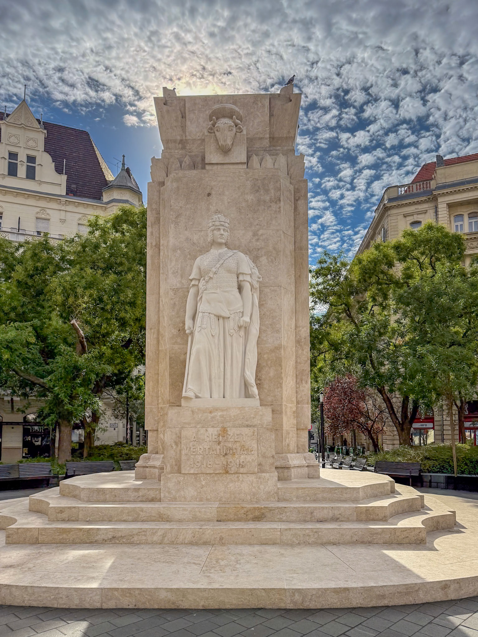 Nemzeti Vértanúk Emlékműve - Budapest, Hungary
