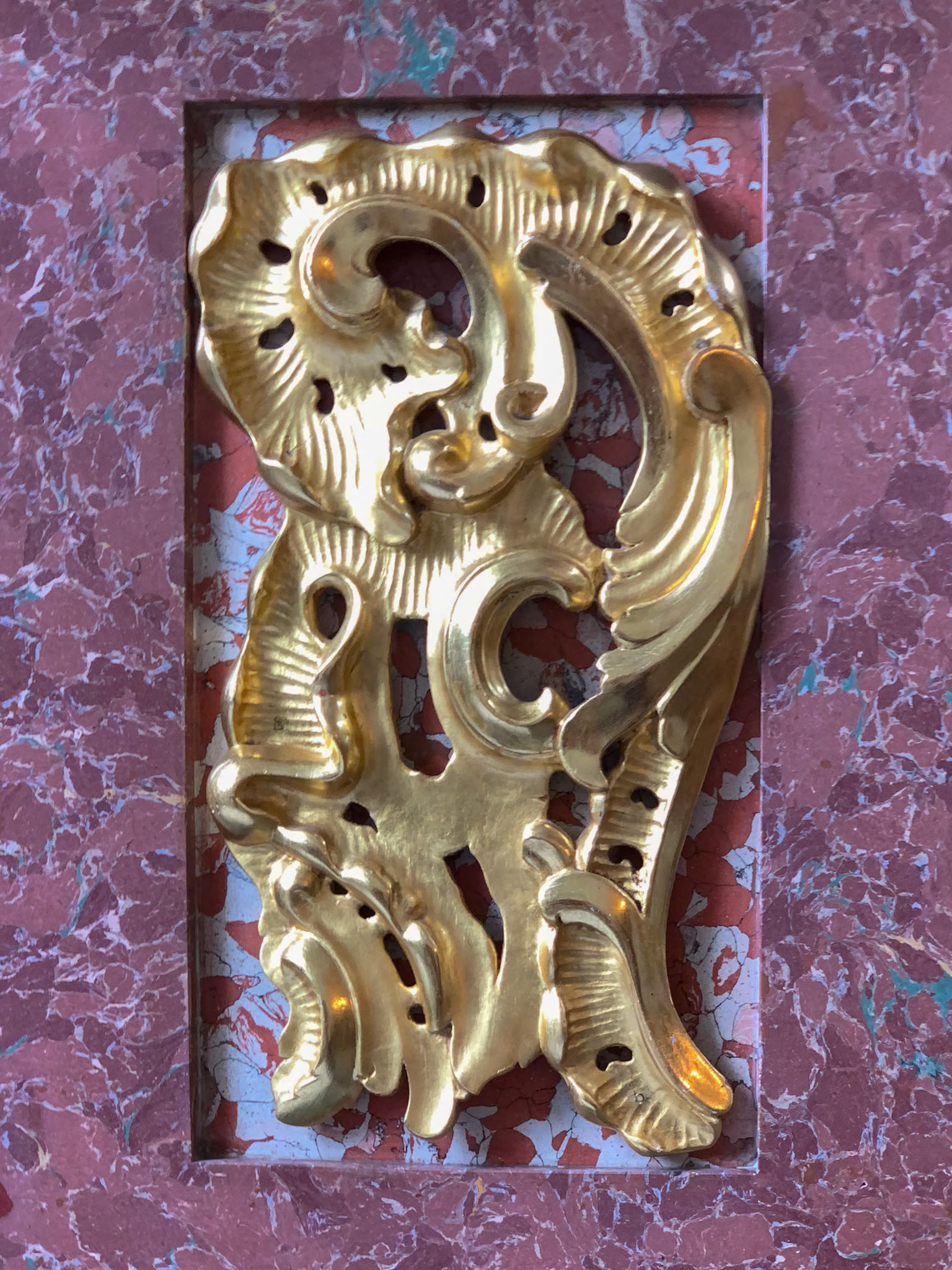 Sites around Luzerne.