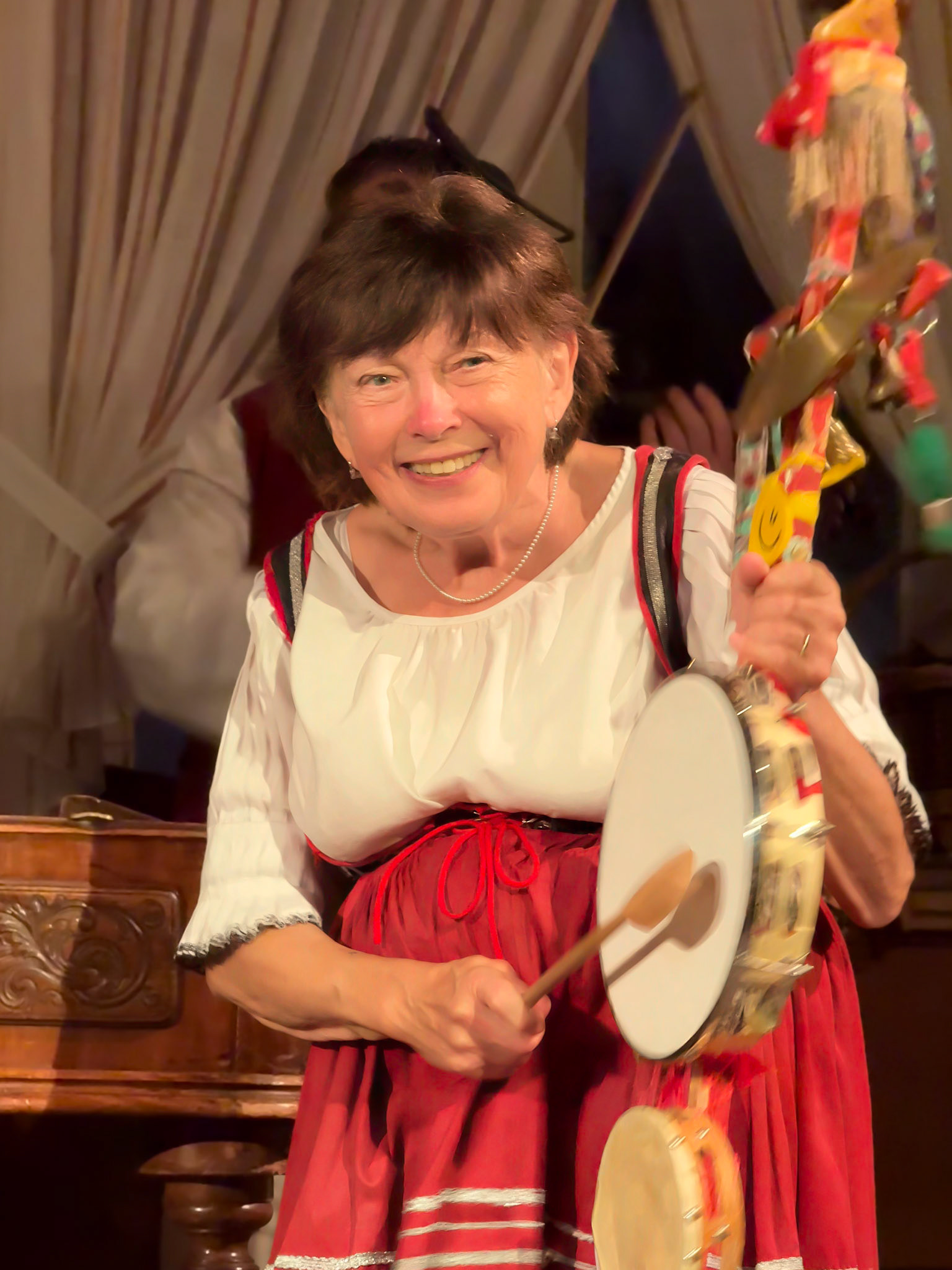 Folk Performer - Location Unknown