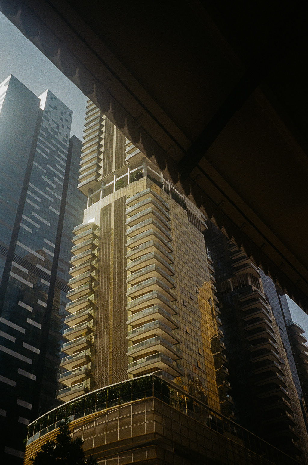 Canon EOS 5 / Kodak Gold